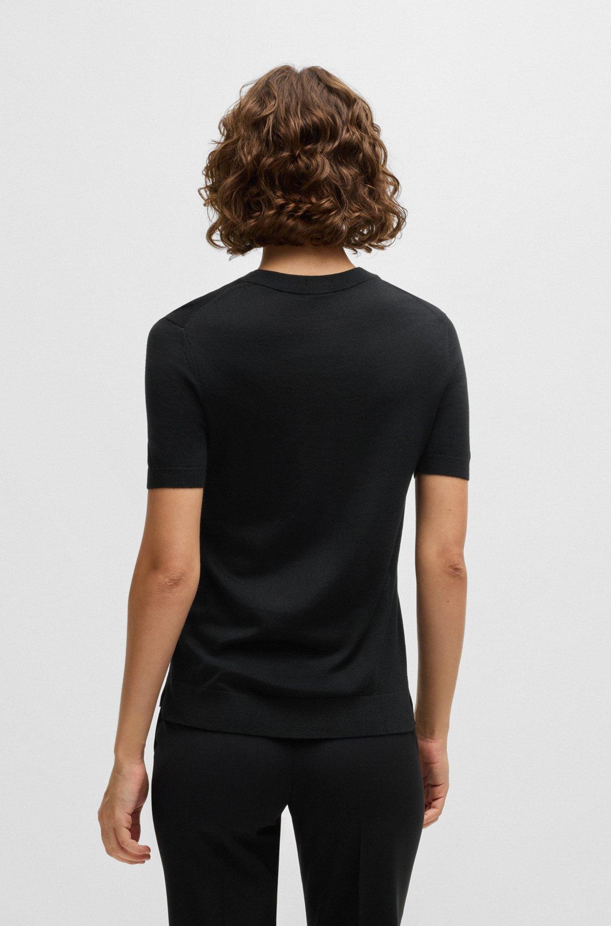 Short-sleeved sweater in Merino wool Product Image