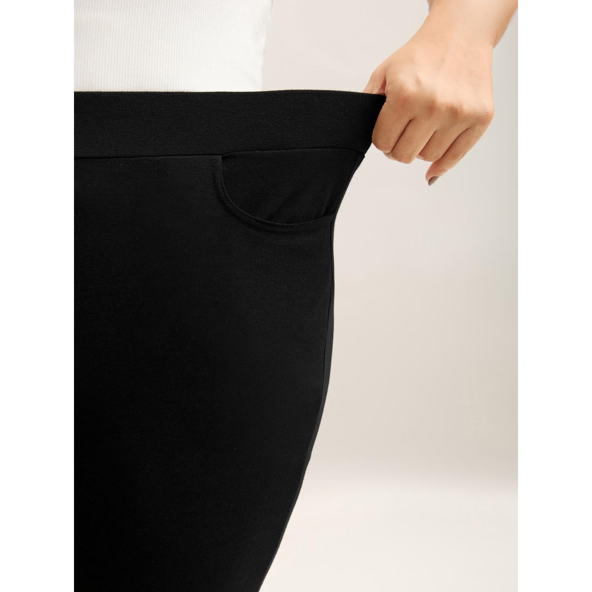 Plus Size Stretchy Ruffled Hem Cropped Pants Women Black Leisure Bodycon Mid Rise Casual Pants BloomChic 14-16/1X Product Image