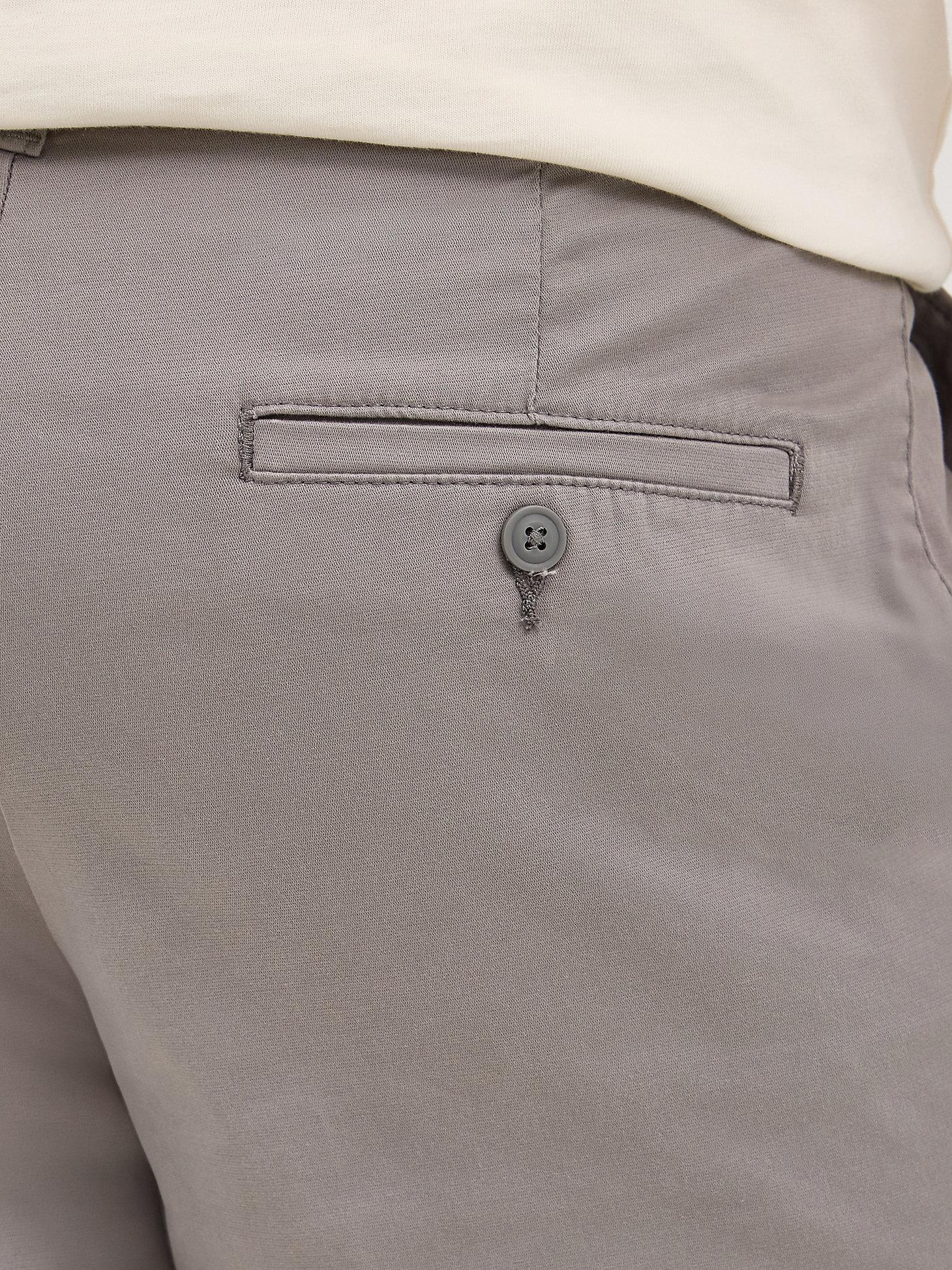 Men’s Extreme Motion Short | Khaki Cargo Shorts| Lee® Product Image