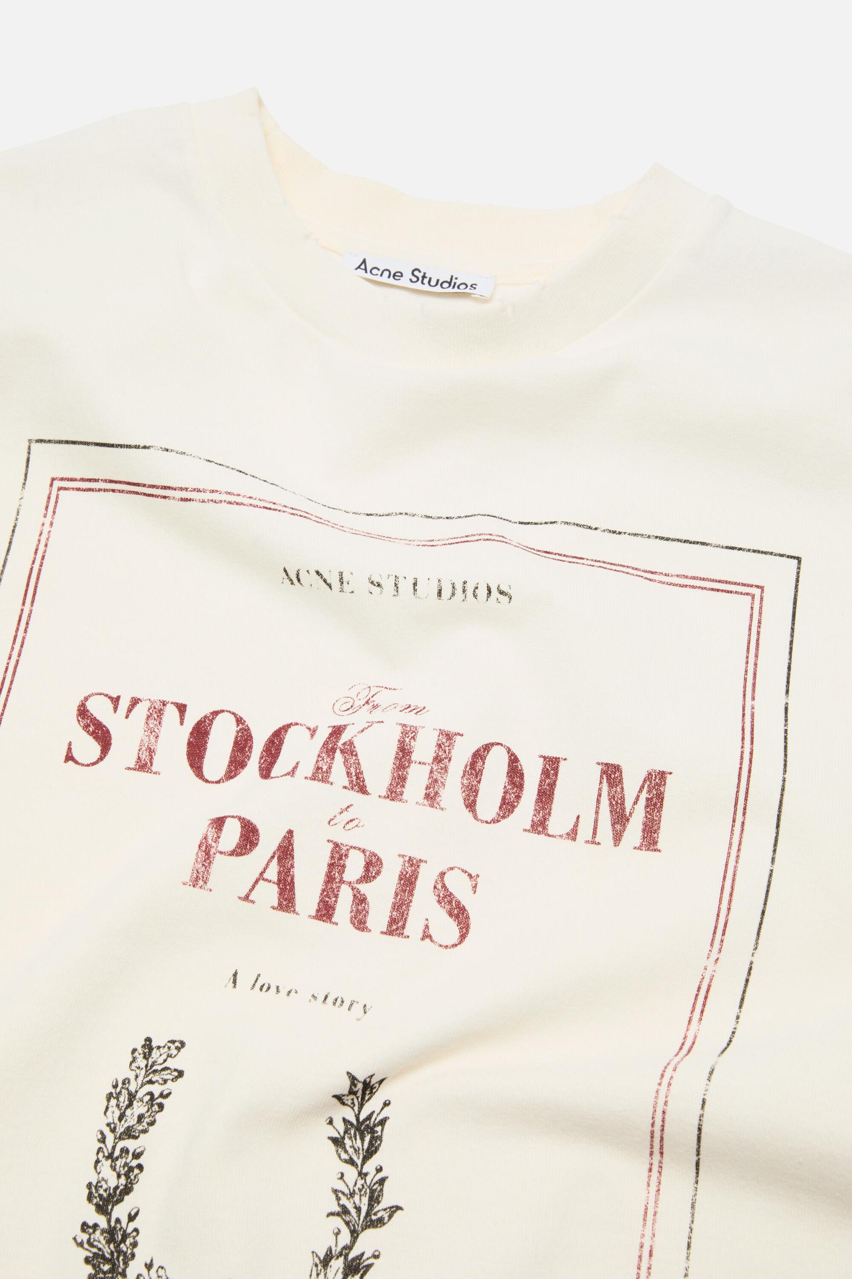 Layered print t-shirt Product Image