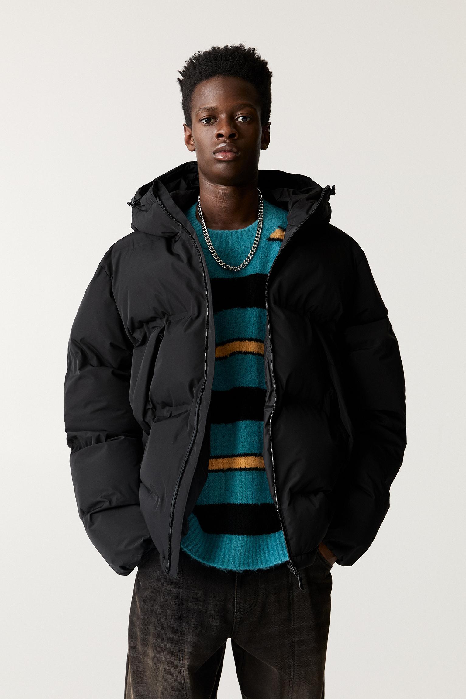Puffer jacket with hood Product Image