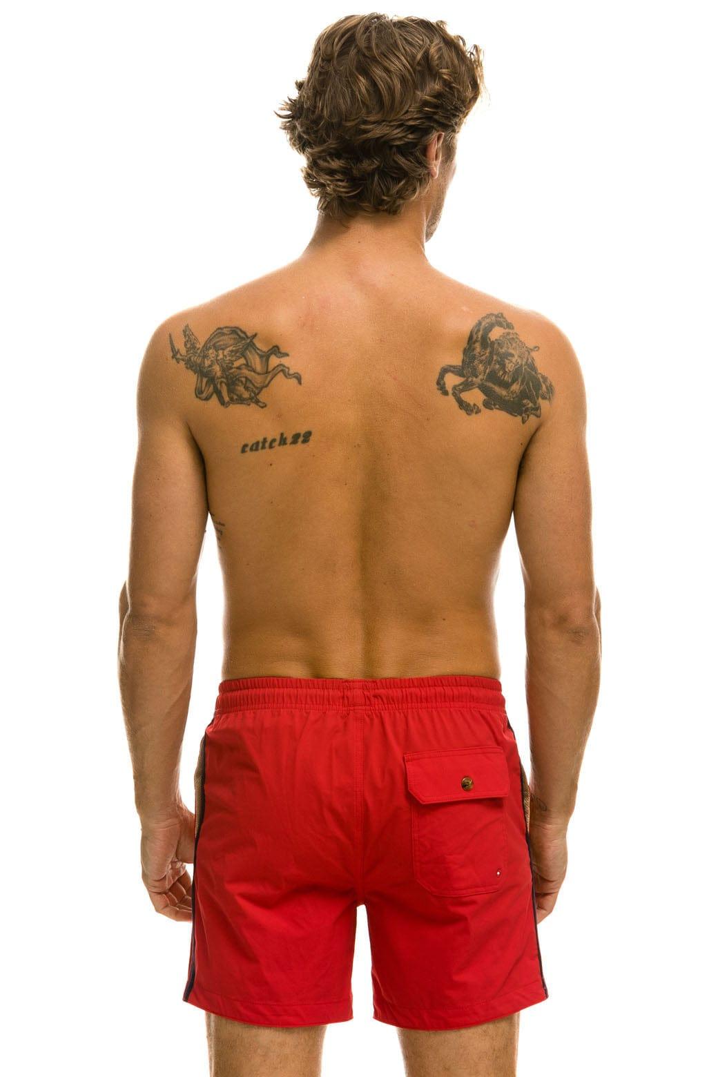 MEN'S 5 STRIPE FLEX SHORTS - RED Male Product Image