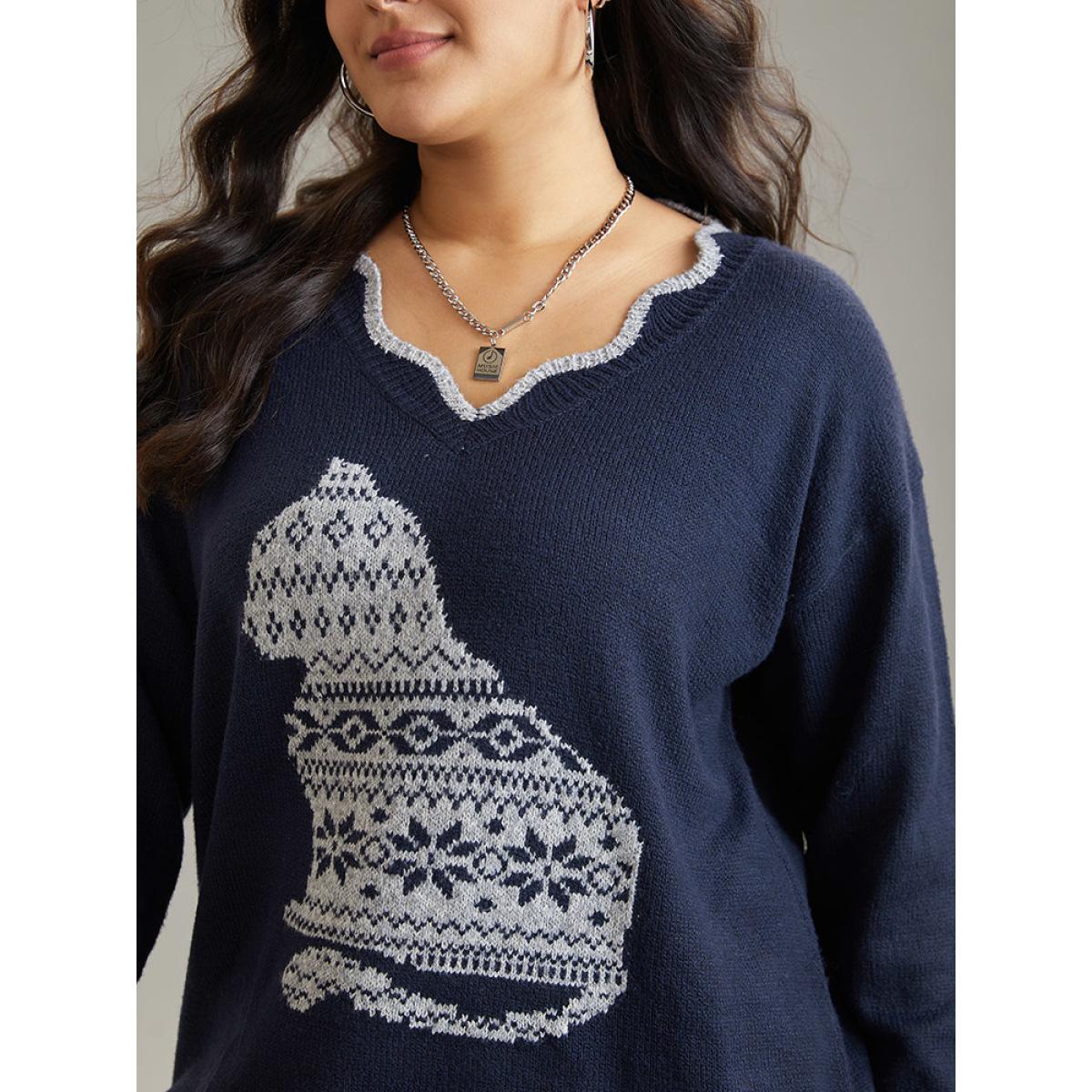 Plus Size Cat Graphic Scalloped Trim Pullover Midnight Women Casual Loose Long Sleeve V-neck Dailywear Pullovers BloomChic 26/4X Product Image