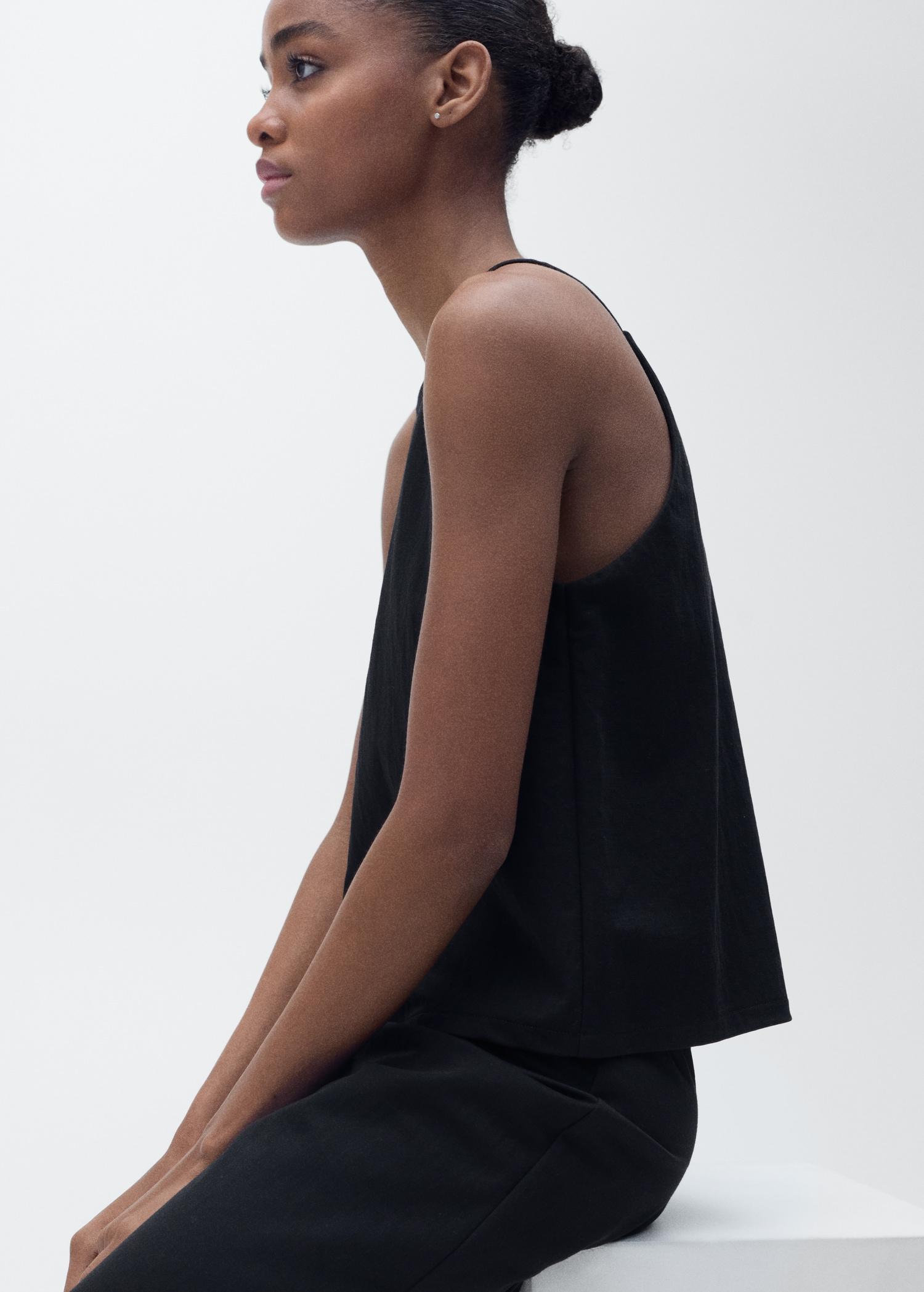 Cotton halter-neck top - Women | MANGO USA Product Image