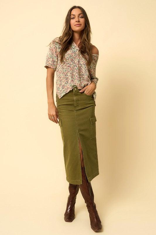COLOR CARGO MIDI SKIRT Product Image
