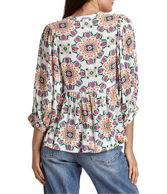Dear John Malia 3/4 Sleeve Tie Front V-Neck Blouse Product Image