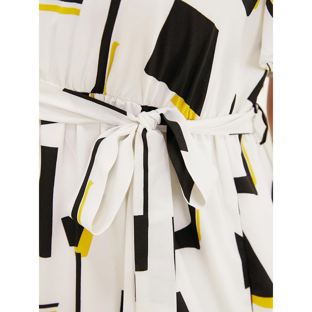 Plus Size Geometric Print Pocket Belt Flutter Sleeve Dress Black Women Elegant Contrast Round Neck Short sleeve Curvy Knee Dress BloomChic 28/5X Product Image