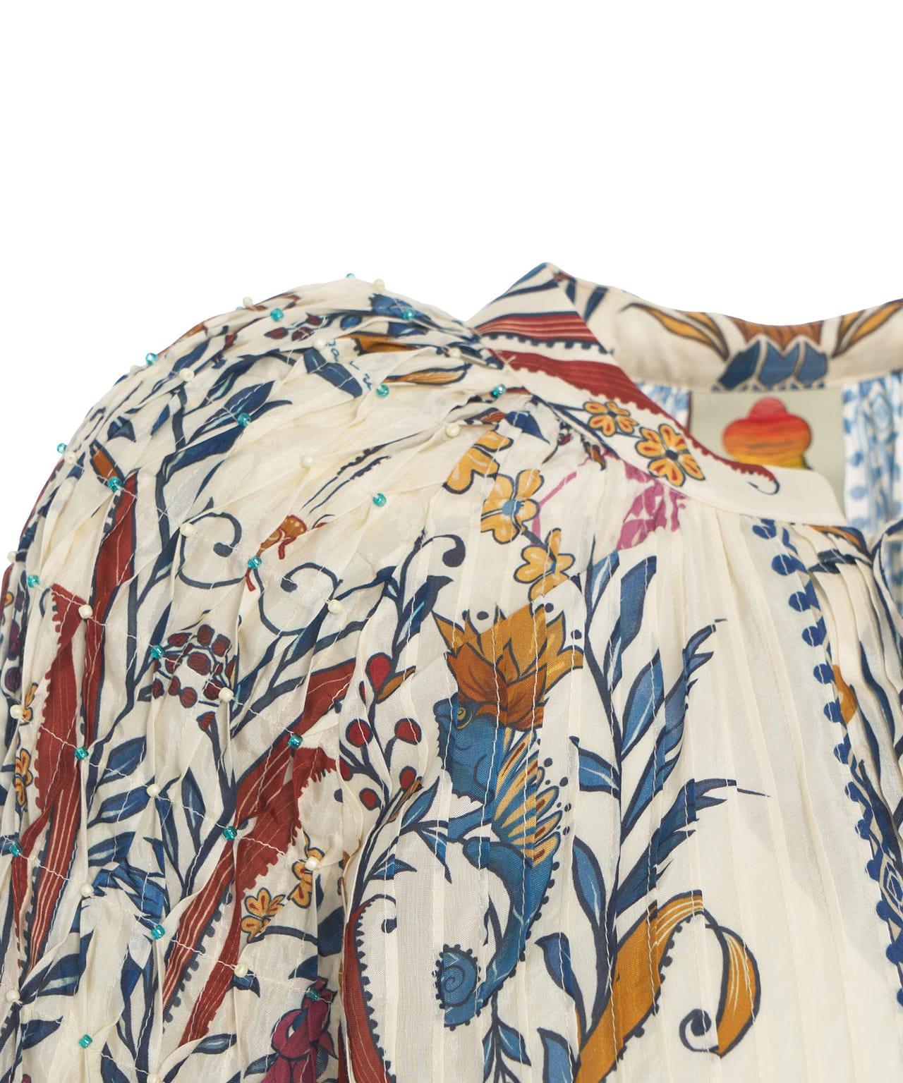 Short blouse with floral pattern Product Image
