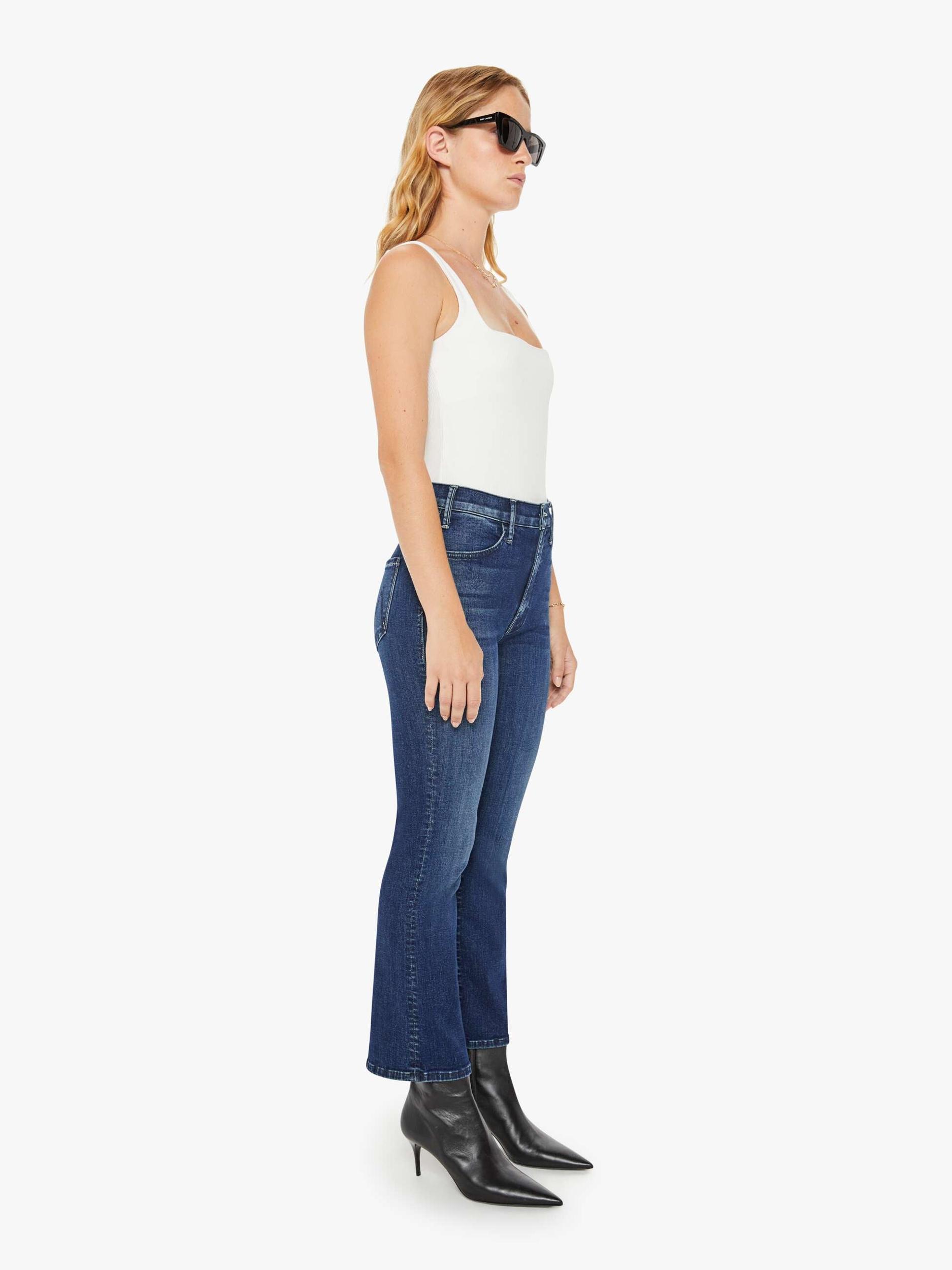 Mother Denim The Hustler Ankle Jeans in Heirloom Product Image