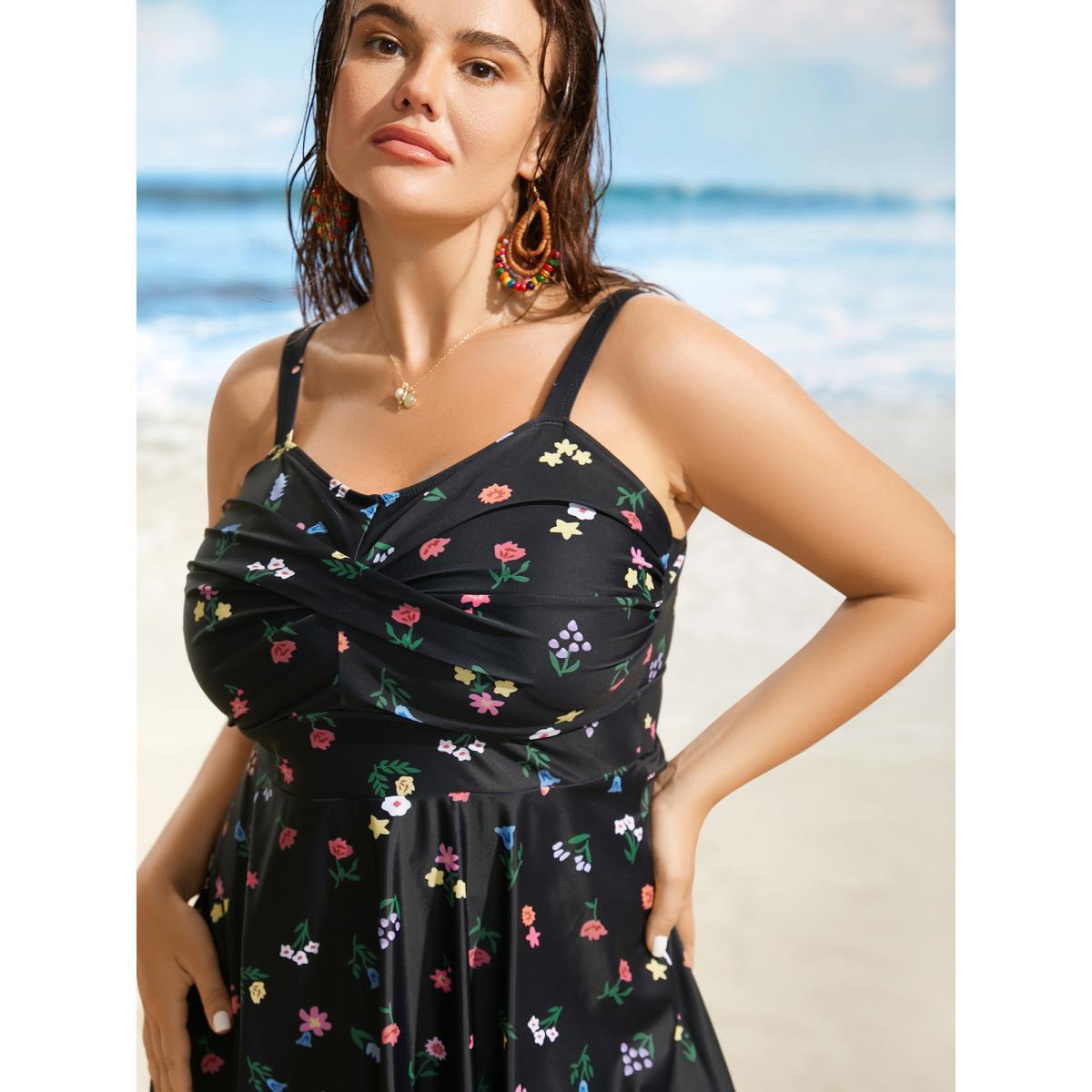Plus Size Heart Neckline Floral Twist Front Swim Dress Women's Swimwear Black Beach Bodycon Heart neckline High stretch Curve Swim Dresses BloomChic 22-24/3X Product Image