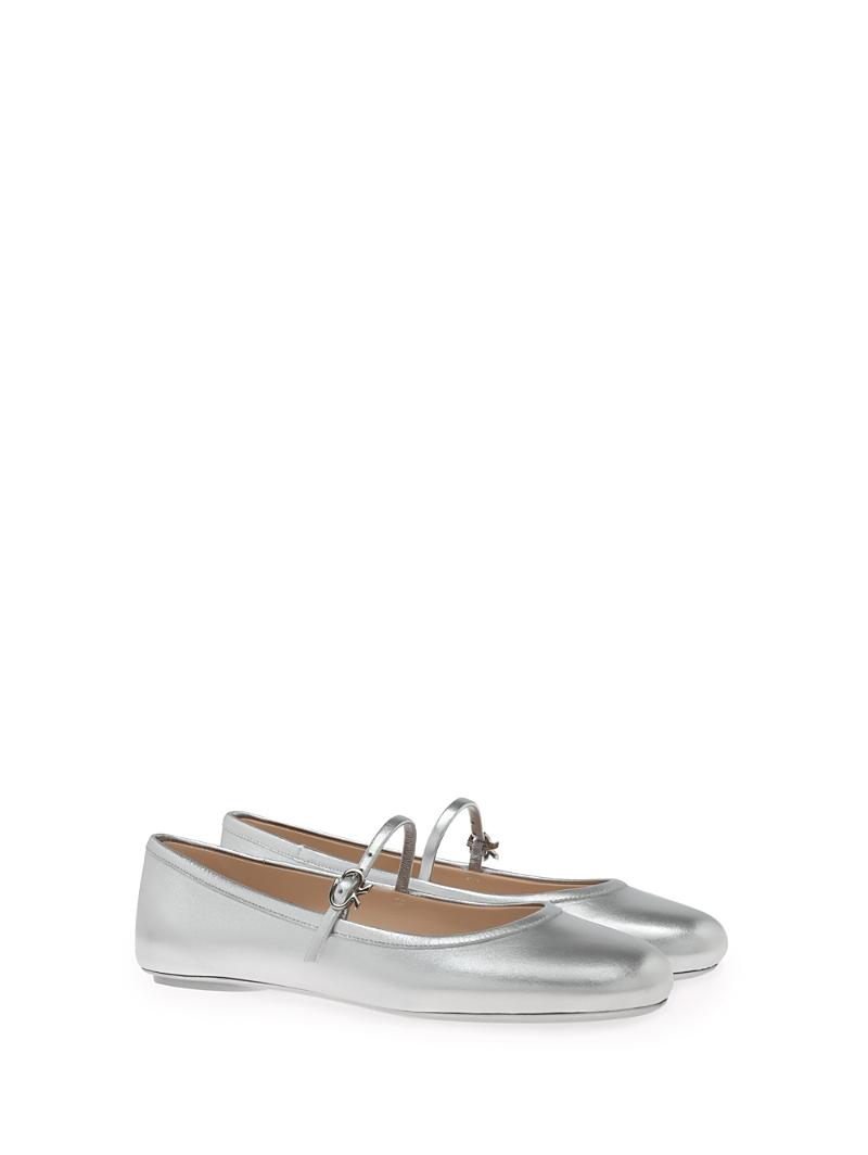 Gianvito Rossi Womens Carla Flats Product Image