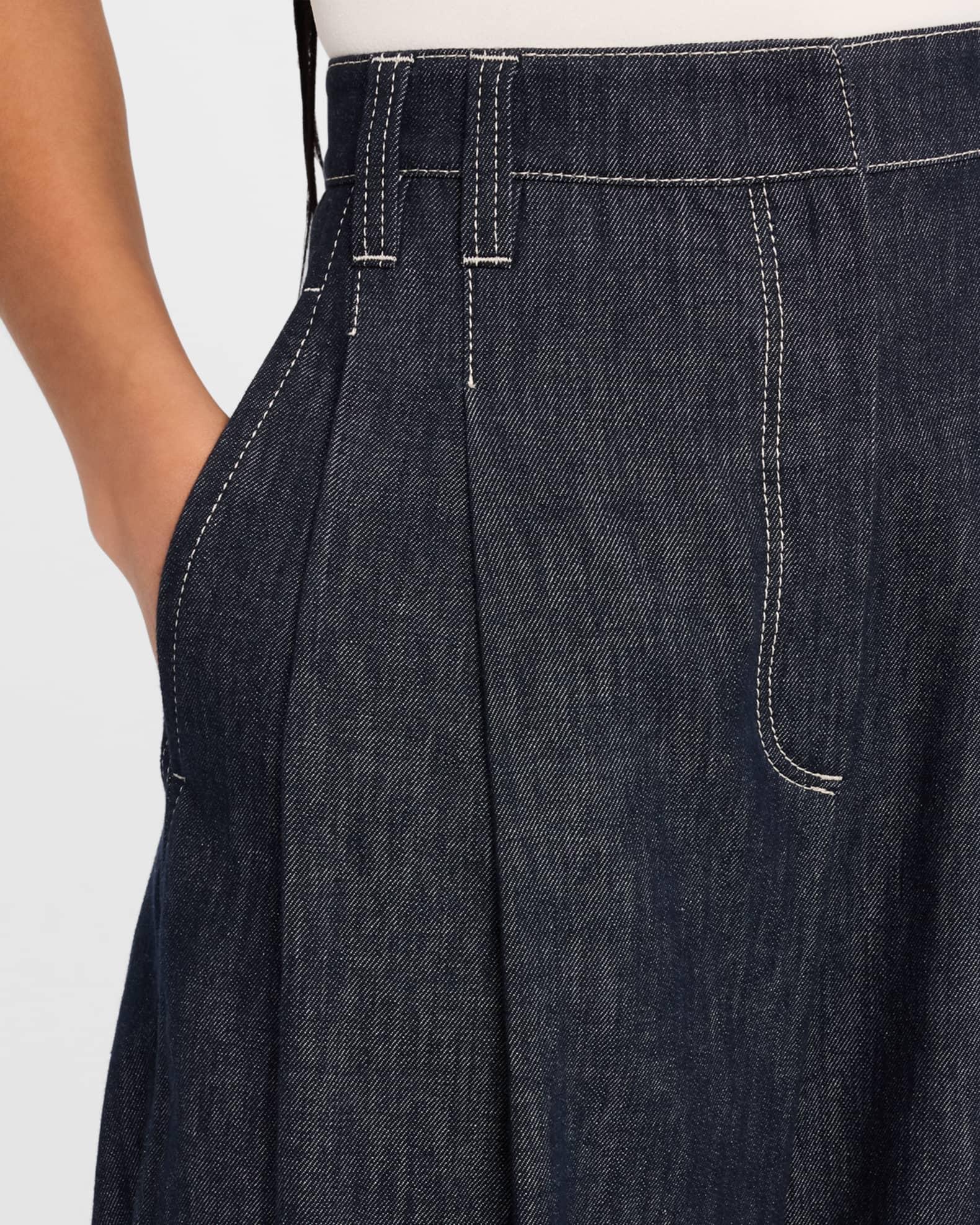 Double-Pleated Wide-Leg Jeans Product Image