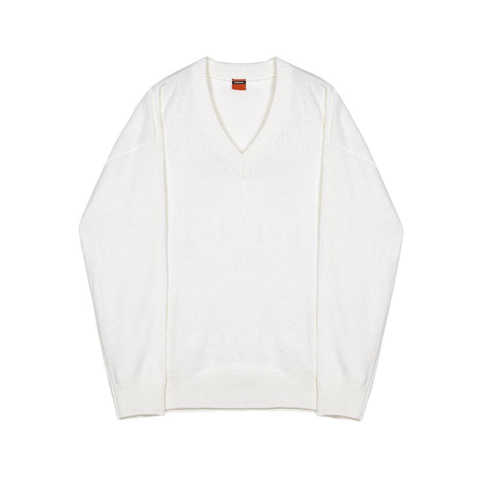 RT No. 3344 WHITE V-NECK KNITTED SWEATER Product Image
