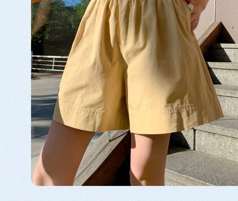 High Waist Plain Wide Leg Shorts Product Image