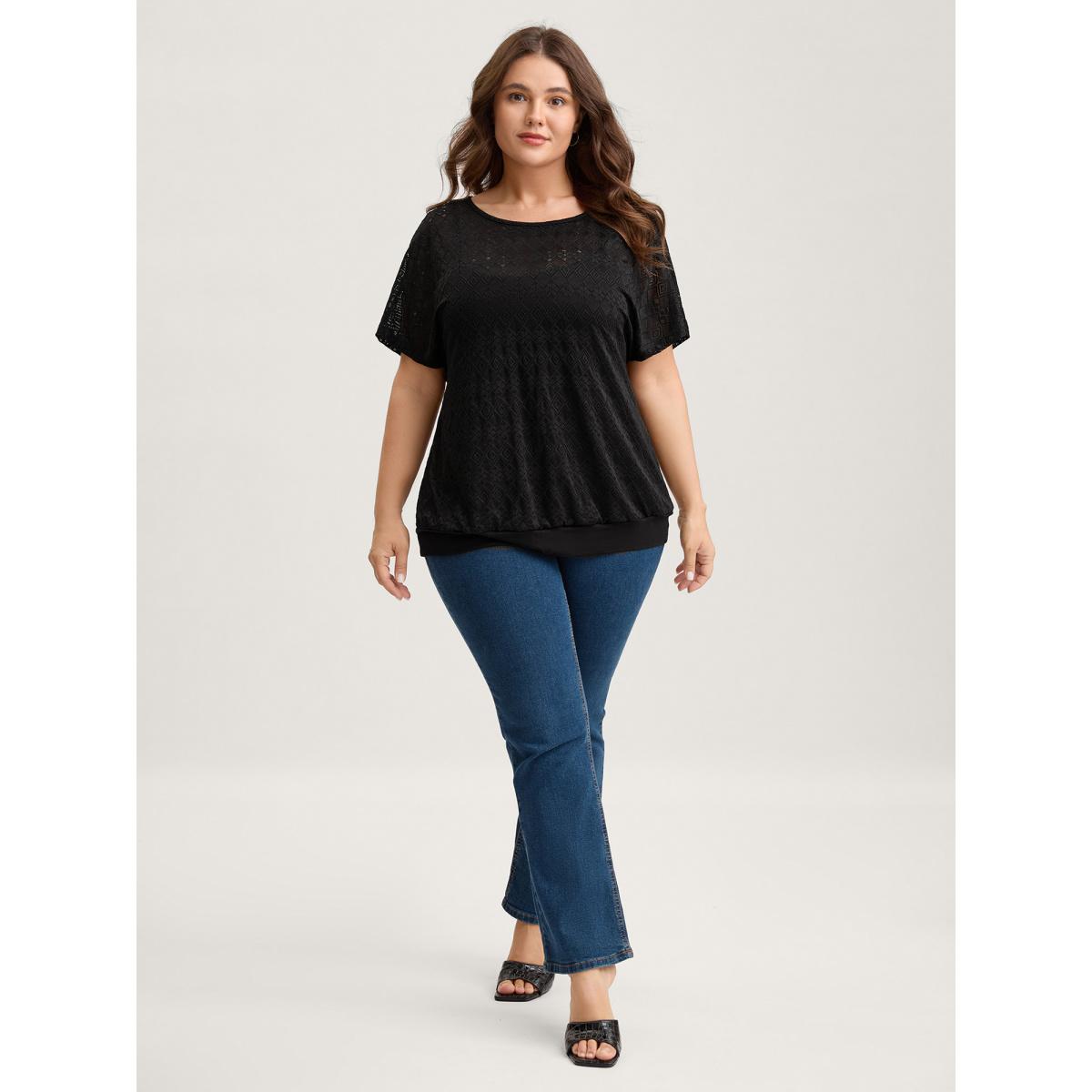 Plus Size Geometric Lace Back Cut-Out T-Shirt Black Women Timeless Round Neck Elegant T-shirts BloomChic 28/5X Product Image