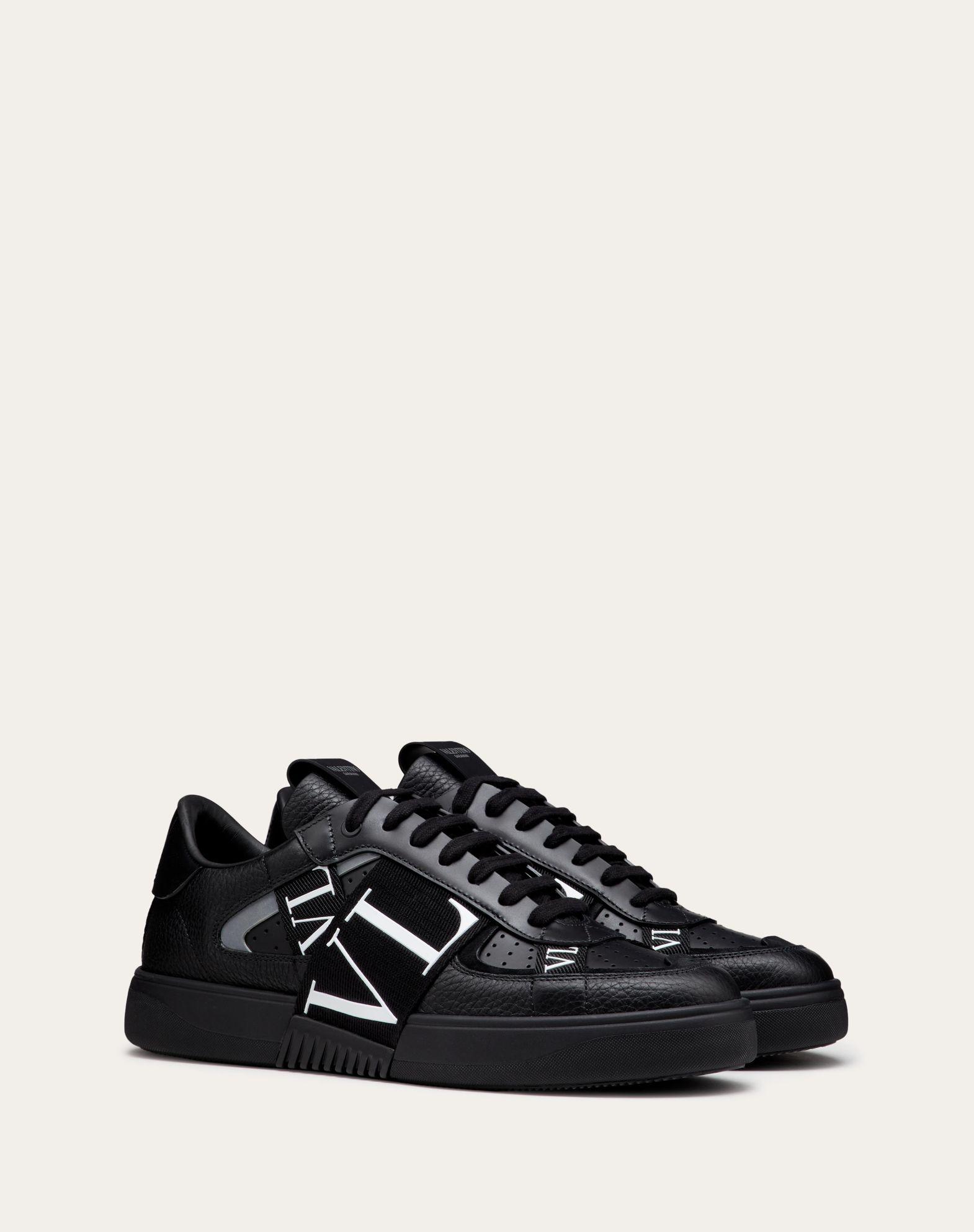 Low-Top Calfskin Vl7N Sneaker With Bands Product Image