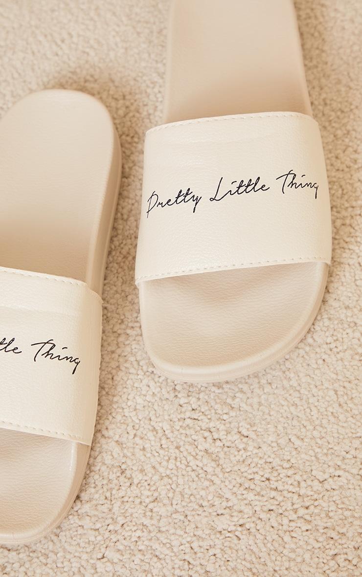 PRETTYLITTLETHING Beige Graphic Slides Product Image