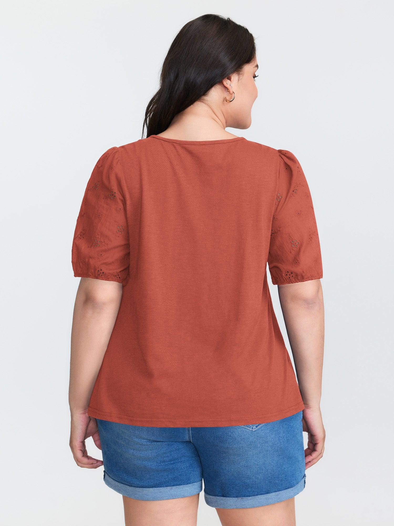 Cotton Slub Textured Embroidered Knit Top Female Product Image