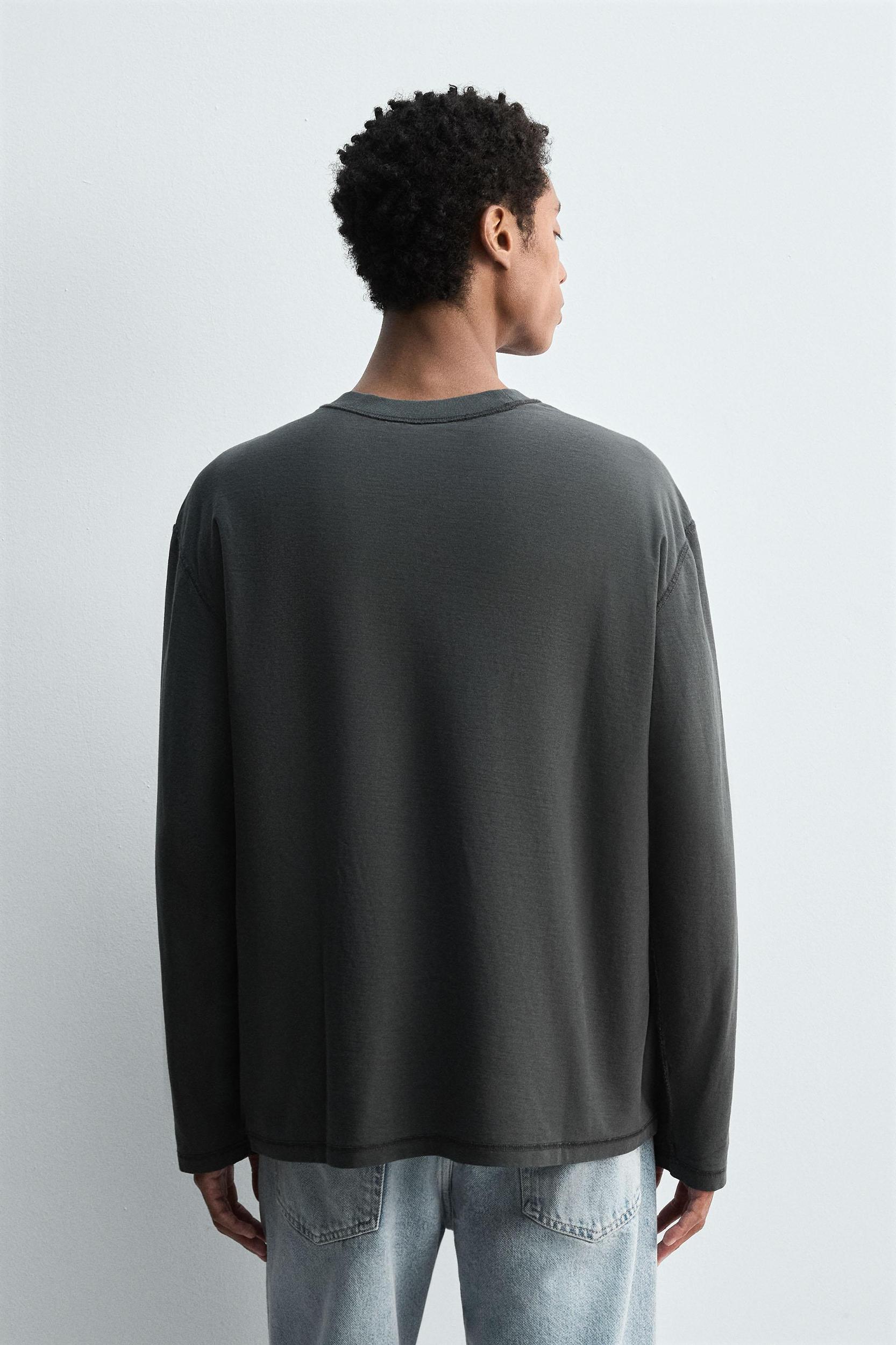 REVERSE EFFECT T-SHIRT Product Image