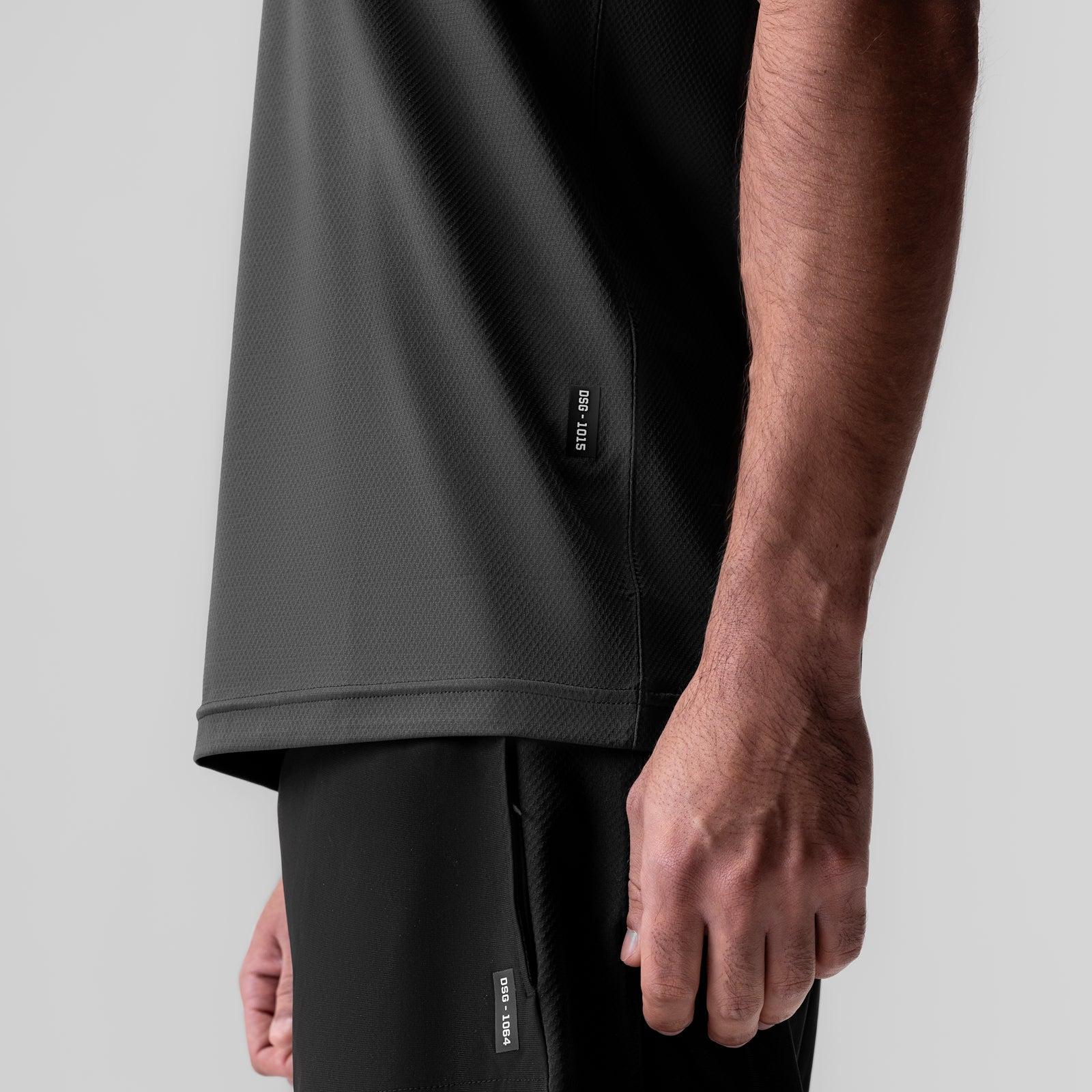 1015. AeroSilver® Essential Tee - Space Grey Product Image