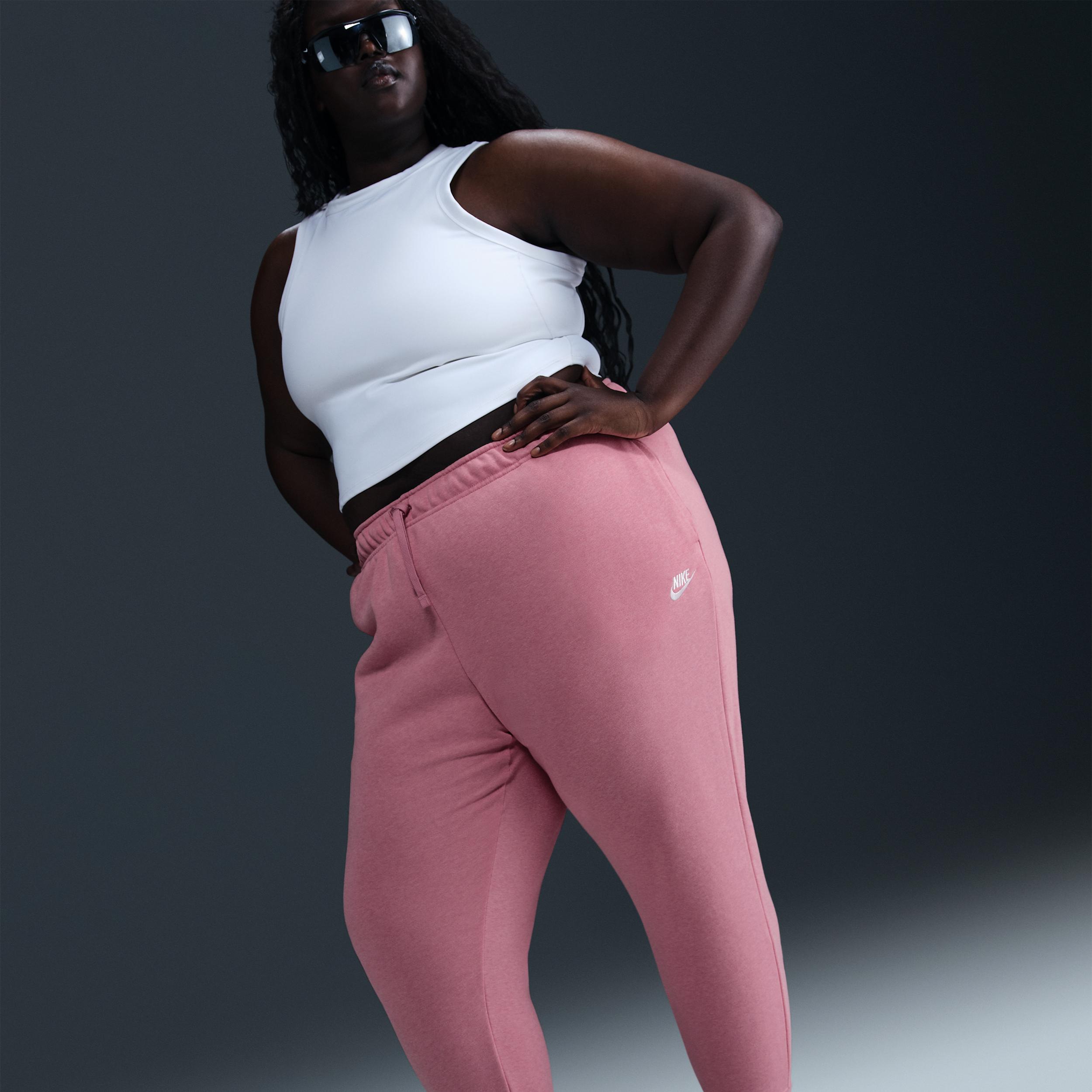 Women's Nike Sportswear Club Fleece Mid-Rise Jogger Pants (Plus Size) Product Image