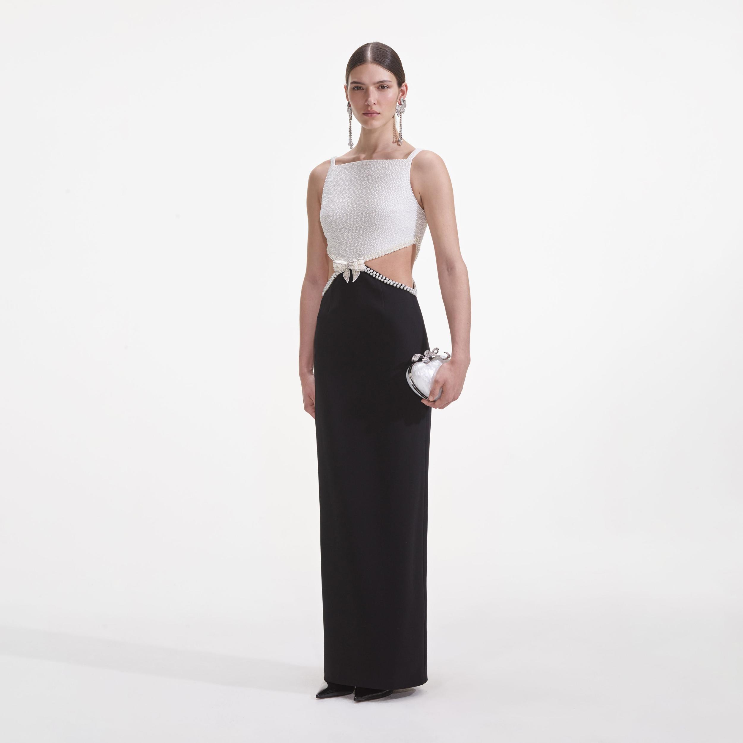 Black And White Crepe Maxi Dress Product Image