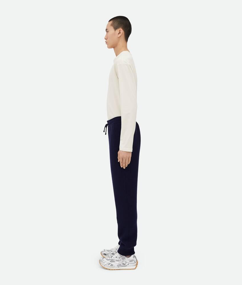 Men's Cashmere Jogger Trousers in Navy Product Image