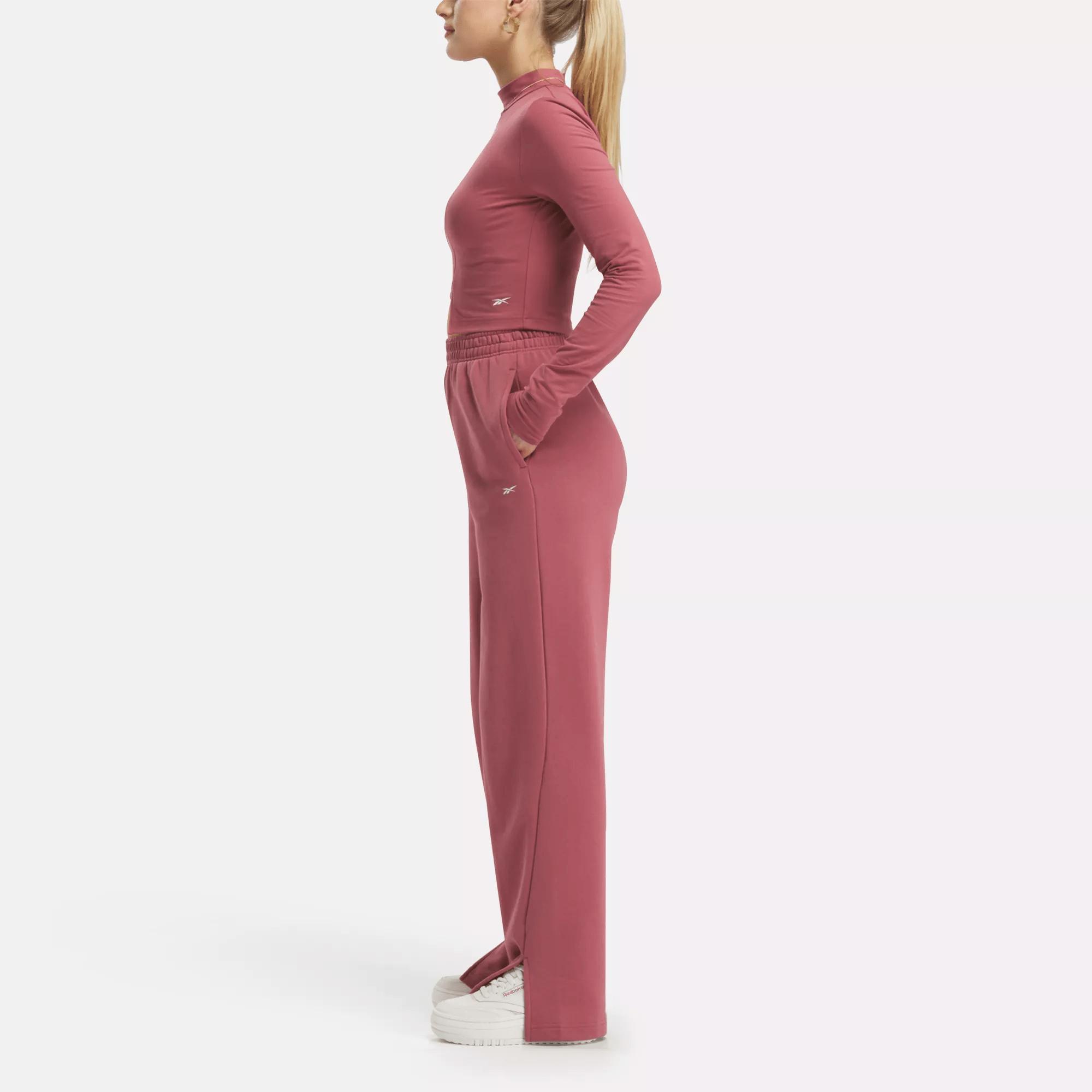 Women's Classics Long Sleeve Crop Top Female Product Image