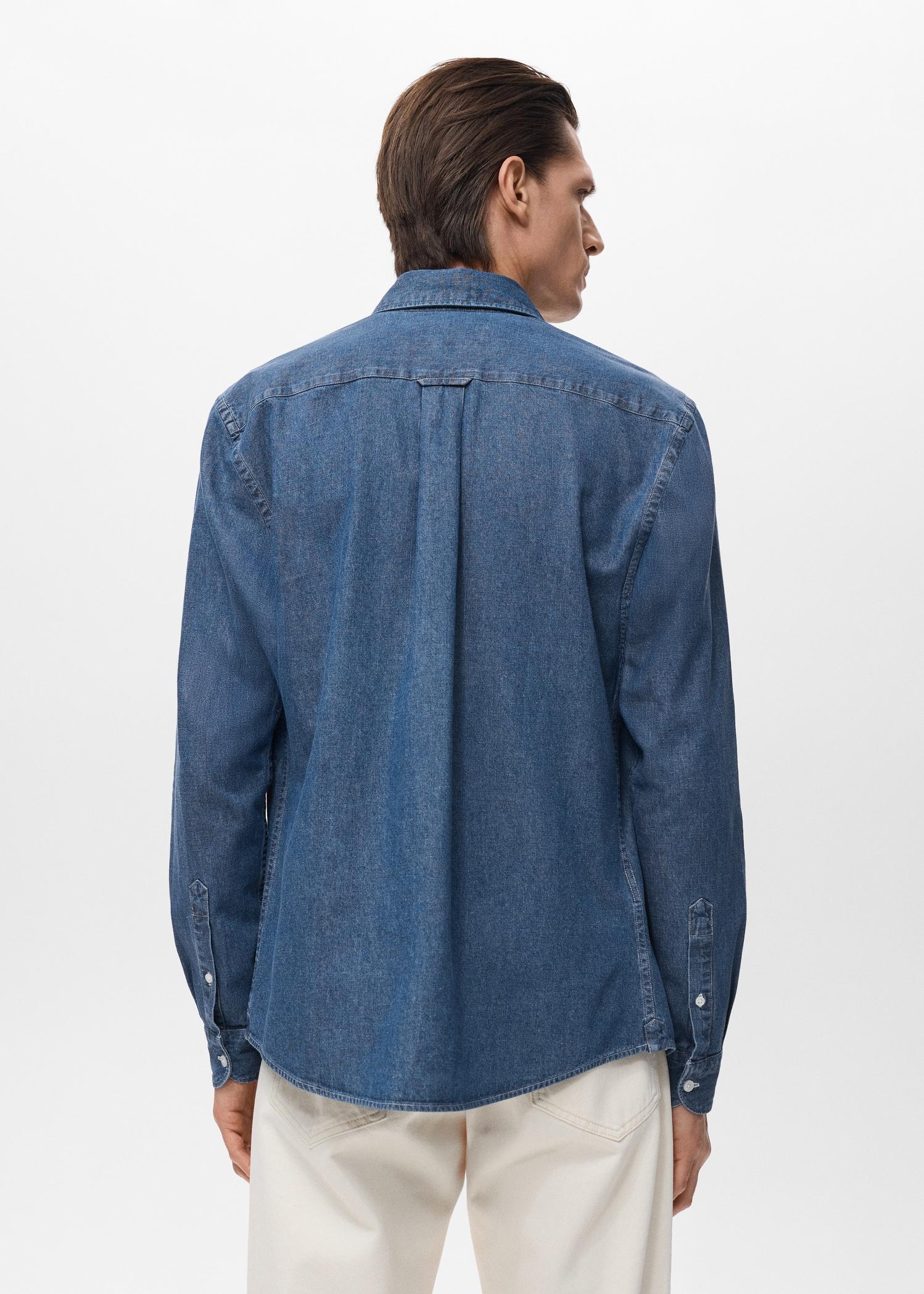 Regular fit denim shirt - Men | MANGO USA Product Image