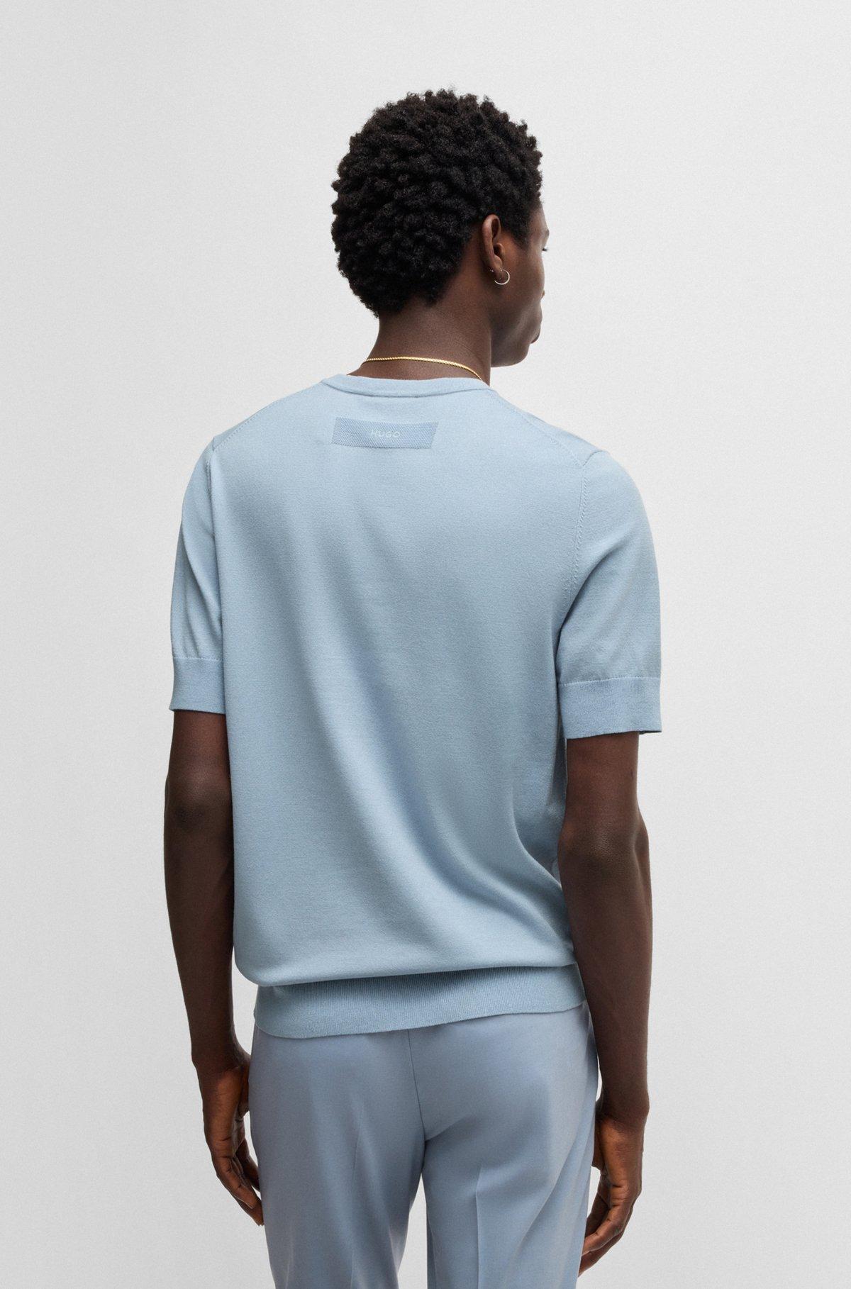 Slim-fit knitted sweater with short sleeves Product Image