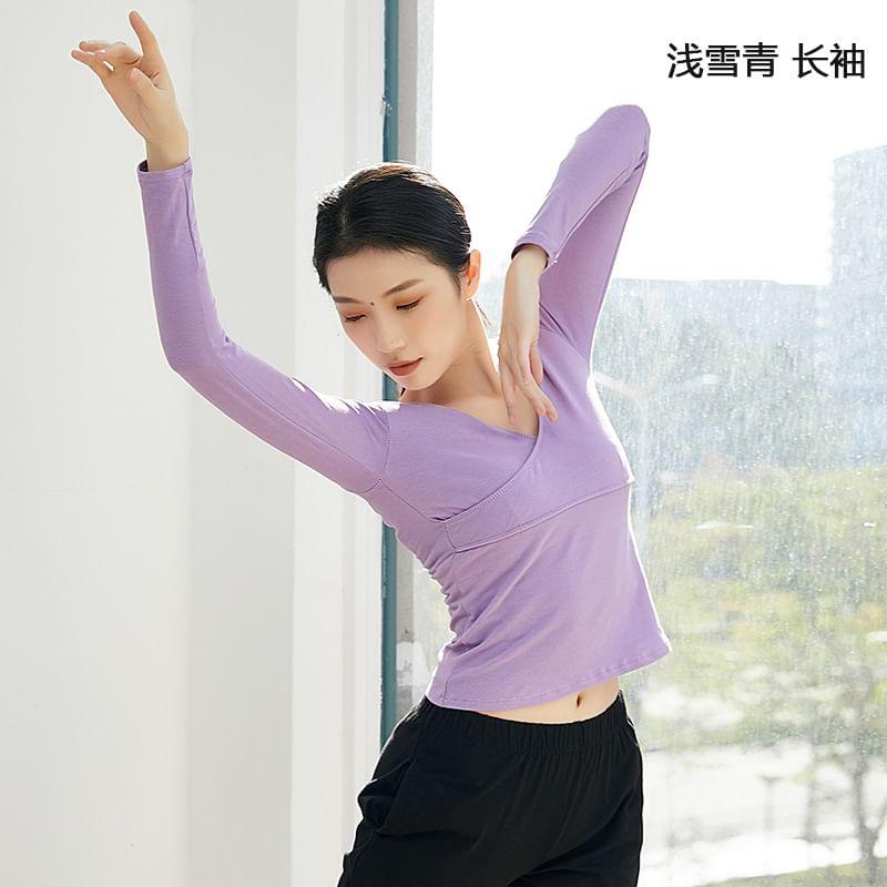 Long-Sleeve V-Neck Plain Dance T-Shirt Product Image