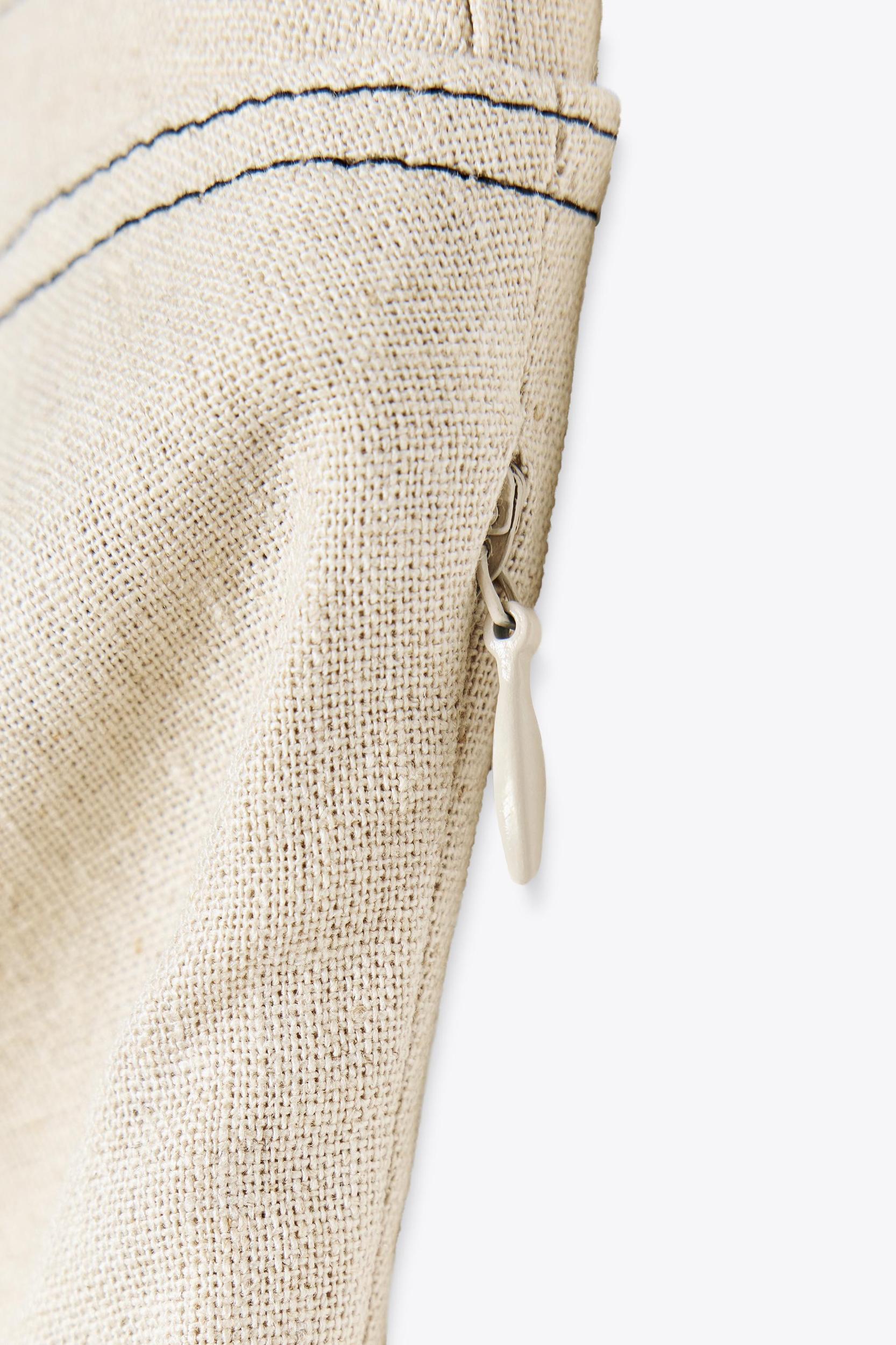 LINEN TOP WITH CONTRAST STITCHING Product Image