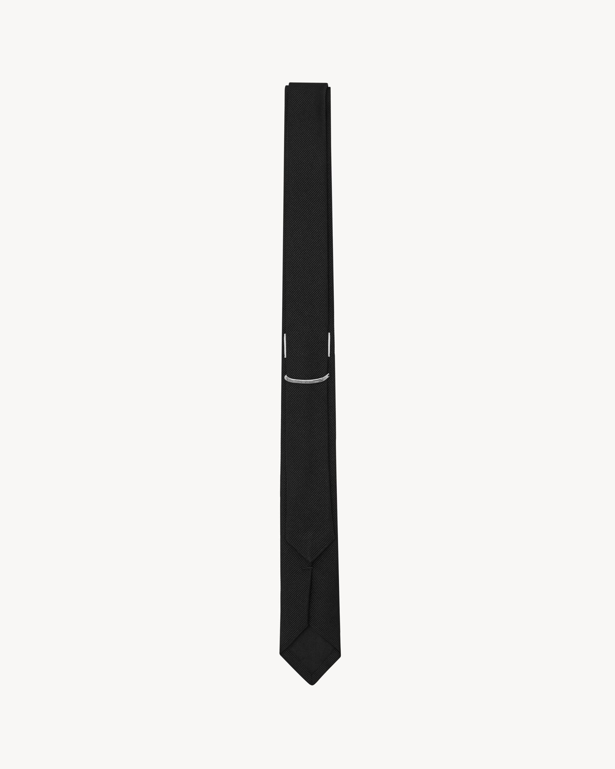 signature evening skinny tie in black silk grosgrain Product Image