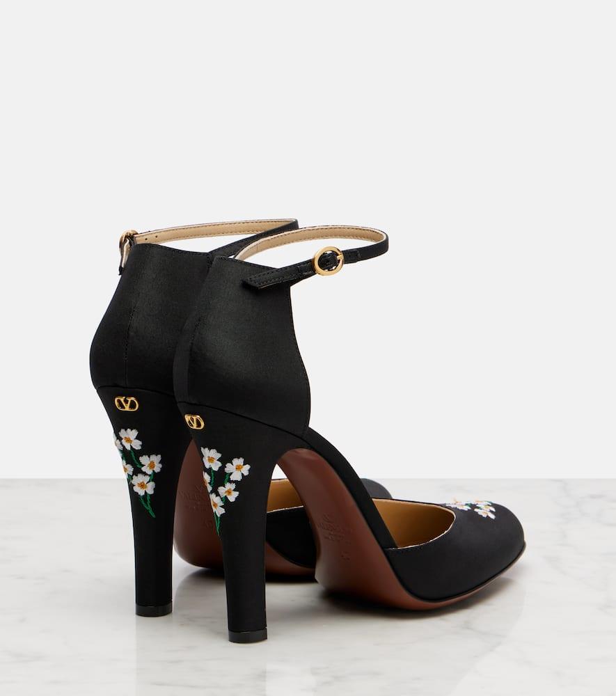 VALENTINO GARAVANI Black Fabric Hi Dolly Pumps Product Image