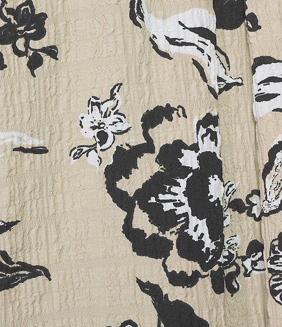 Ali Miles Pucker Woven Allover Stroke Floral Wire Collar 3/4 Sleeves Button Front Shirt Product Image