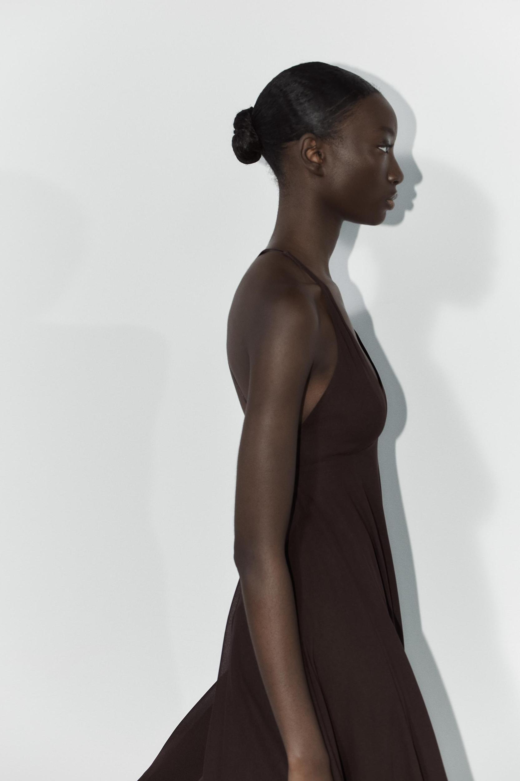 ASYMMETRICAL TULLE DRESS Product Image