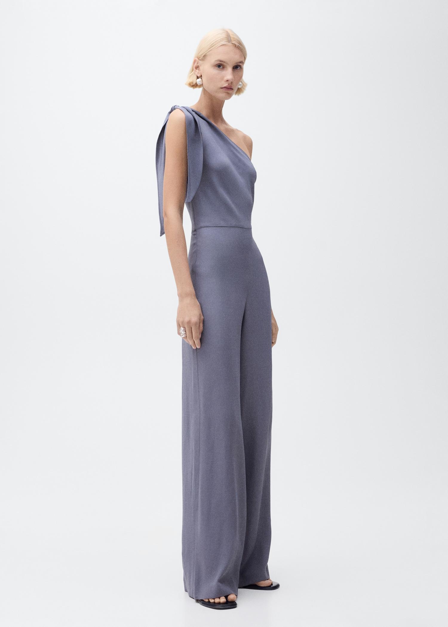 Asymmetrical satin jumpsuit with bow - Women | MANGO USA Product Image