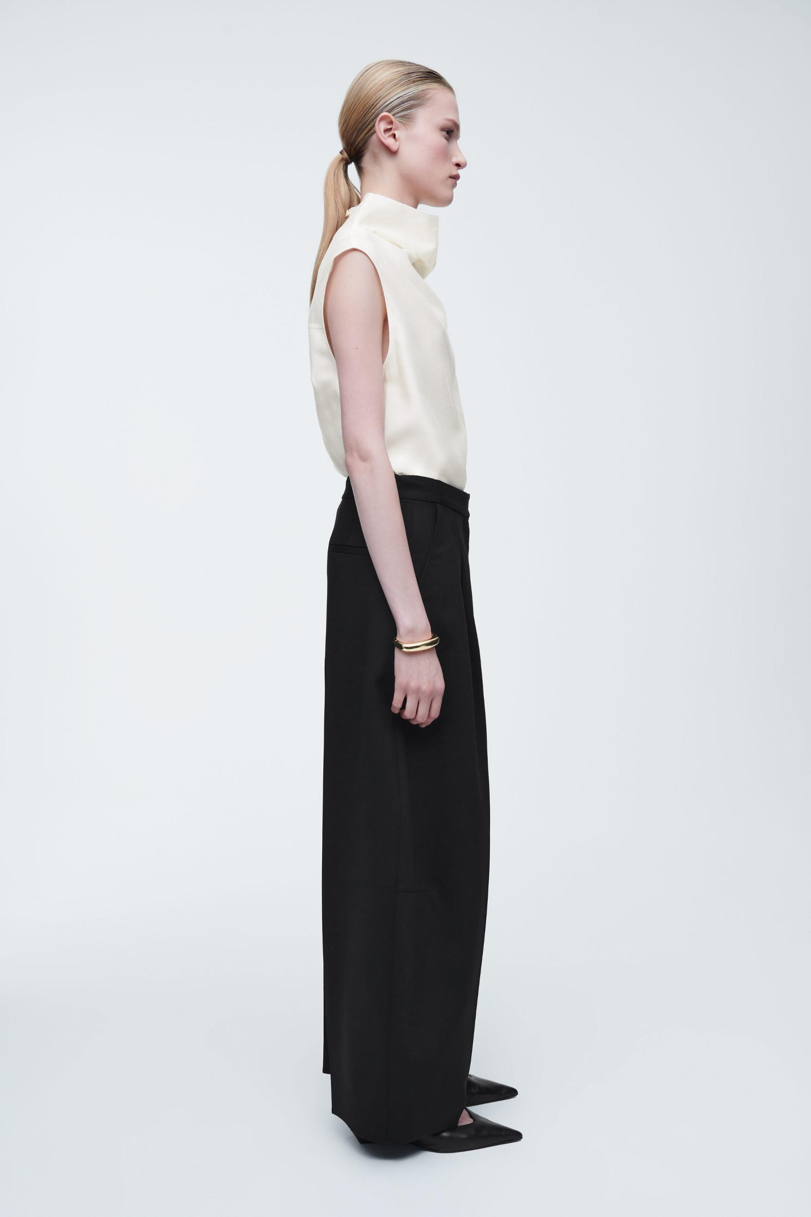 WOOL-BLEND WIDE-LEG PANTS Product Image