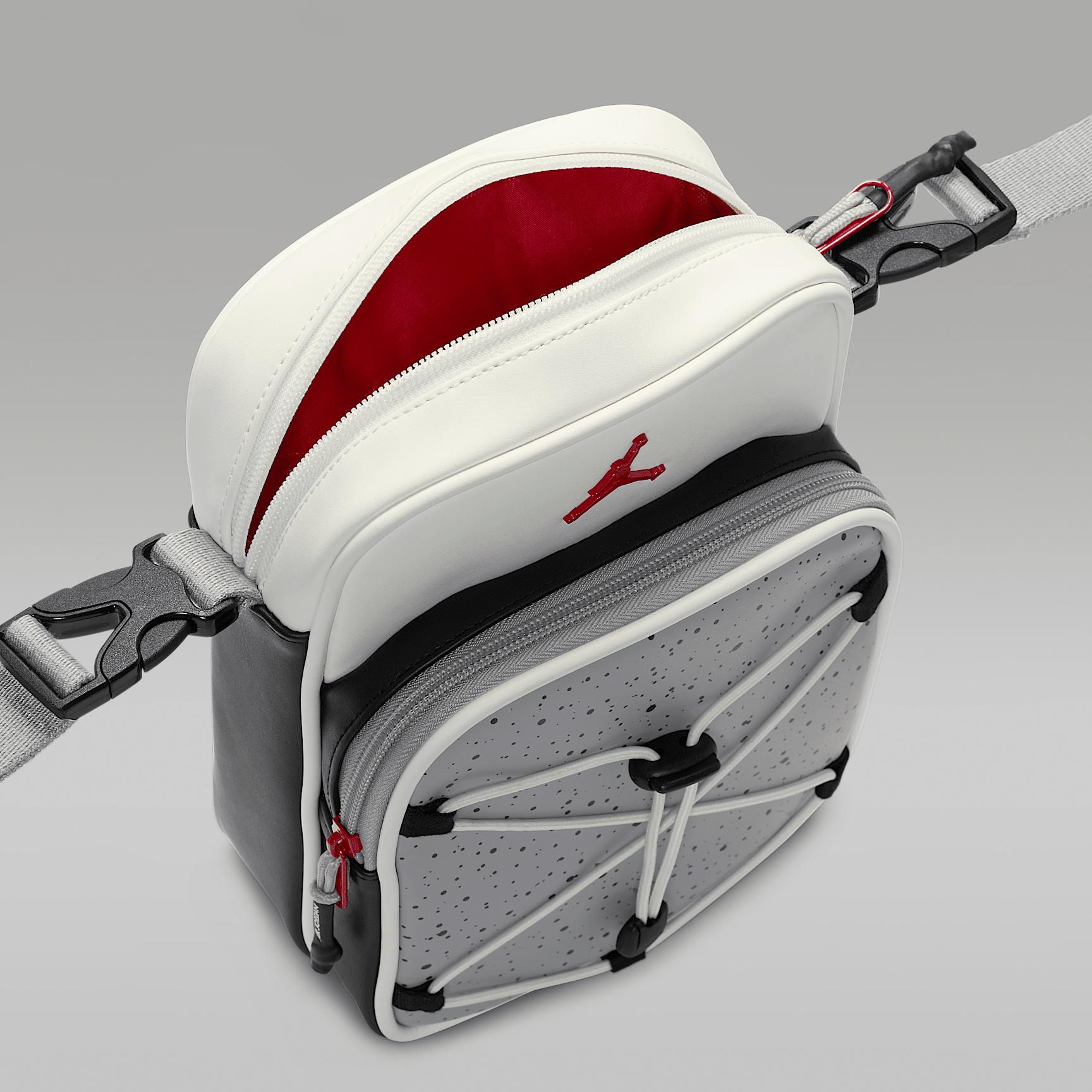 Jordan Jordan Retro Festival Bag - Adult Black/Red/Black Product Image