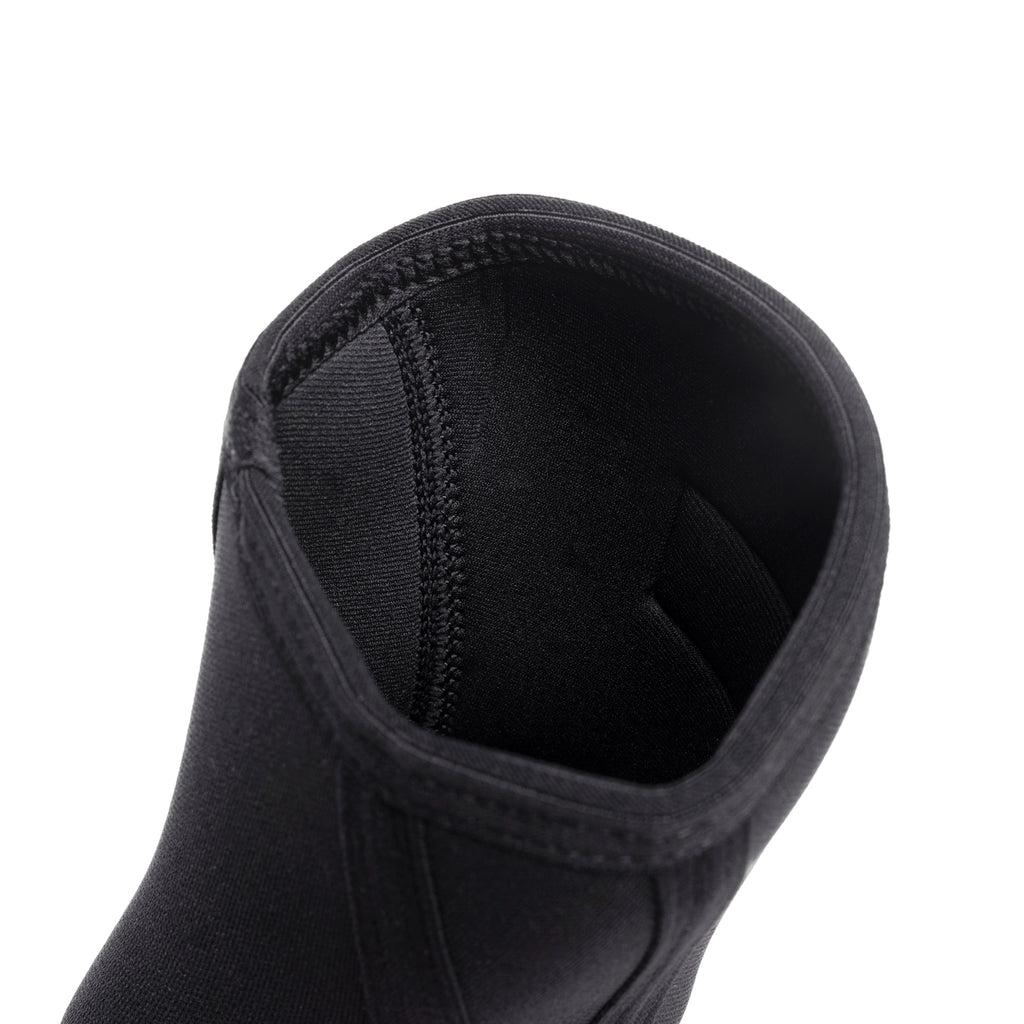 Knee Sleeves - Black Product Image