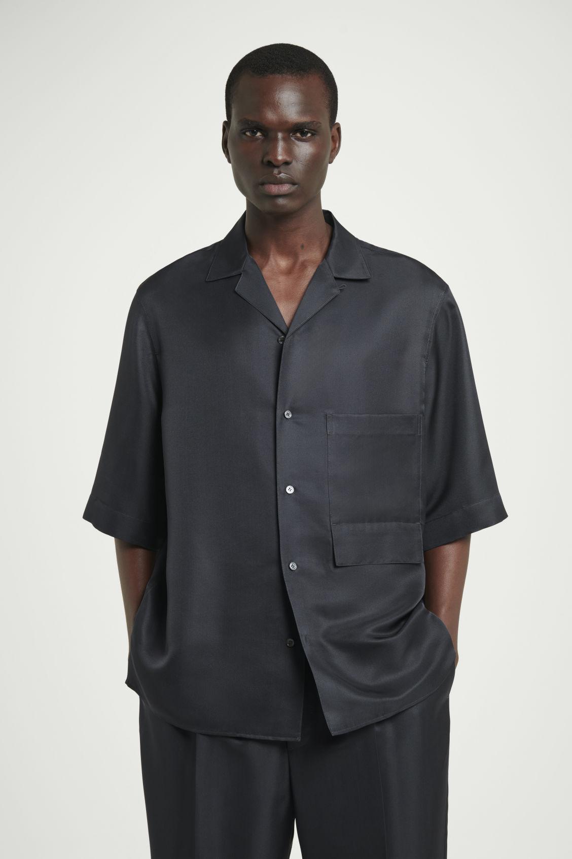 THE SILK RESORT SHIRT Product Image