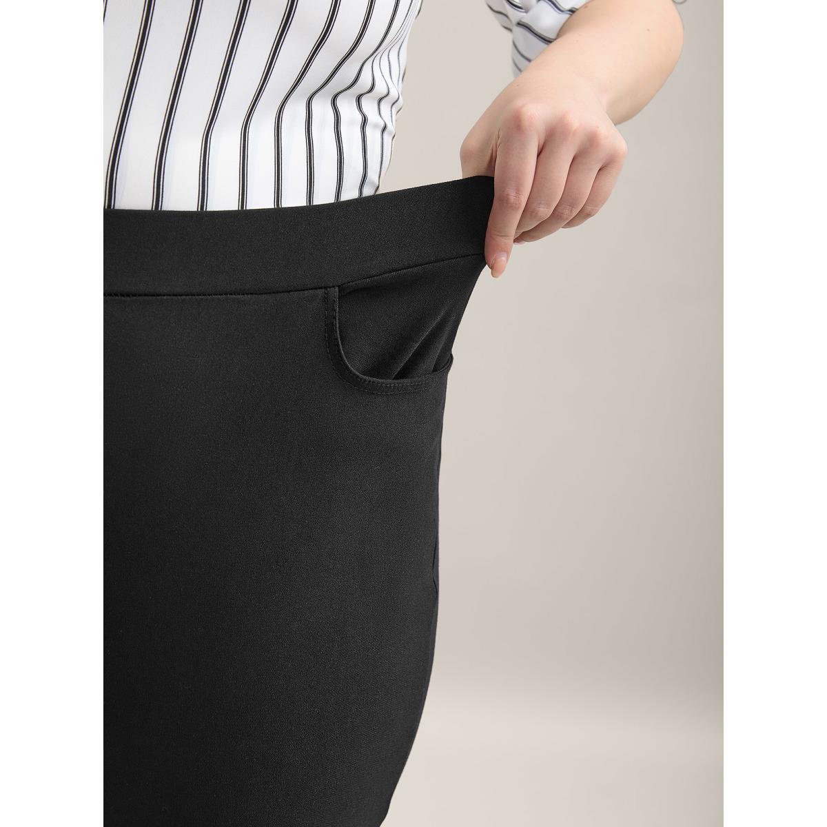 Plus Size Stretch Split Hem Pockets Skinny Pants Women Black Office Skinny Mid Rise Office Pants BloomChic 12/L Product Image