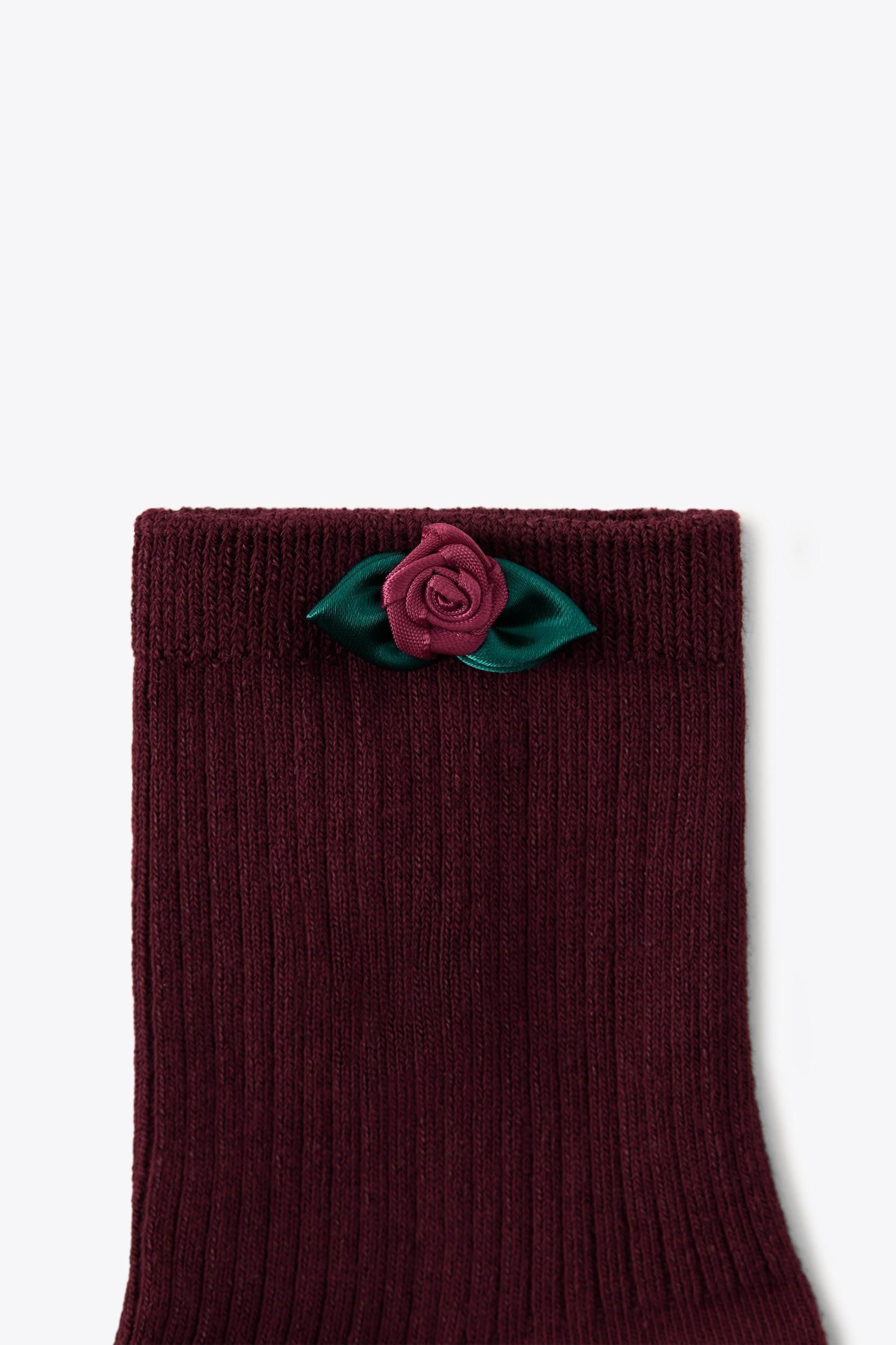 FLOWER ANKLE SOCKS Product Image