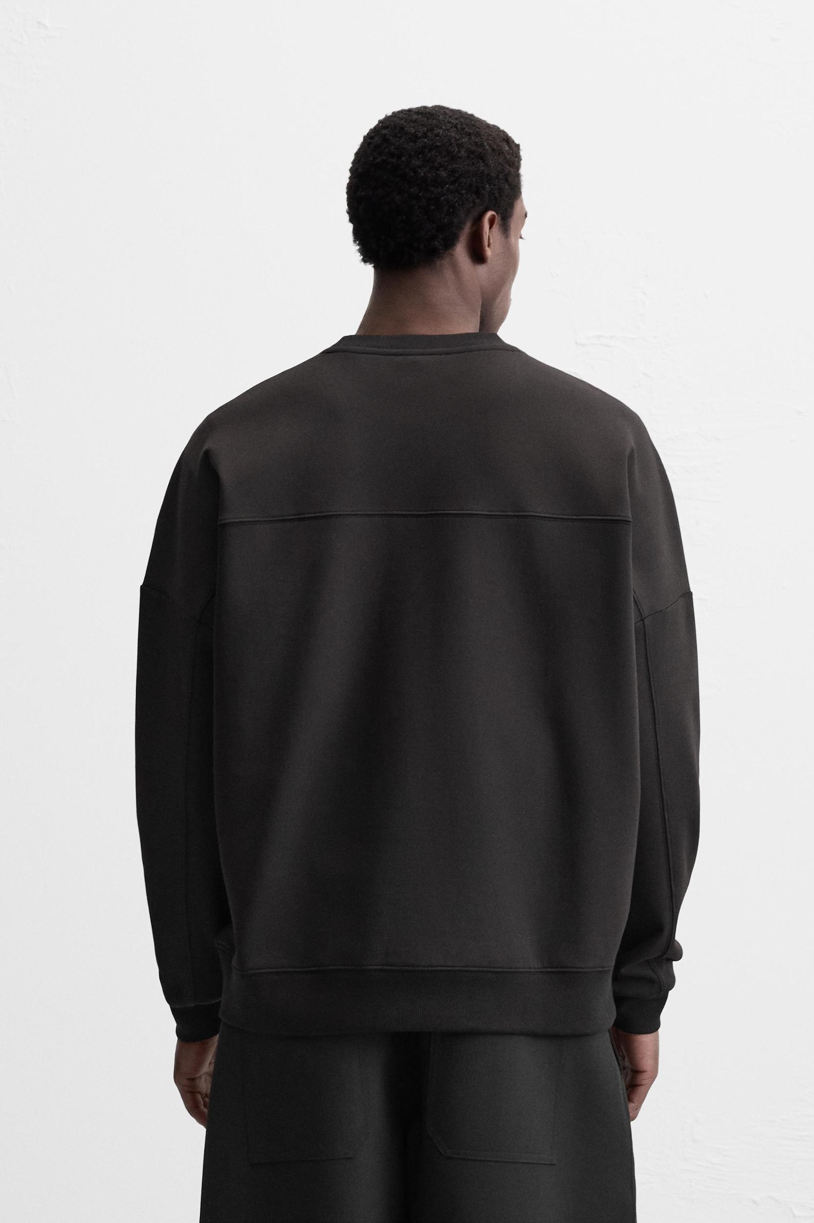 SOFT PATCH SWEATSHIRT Product Image