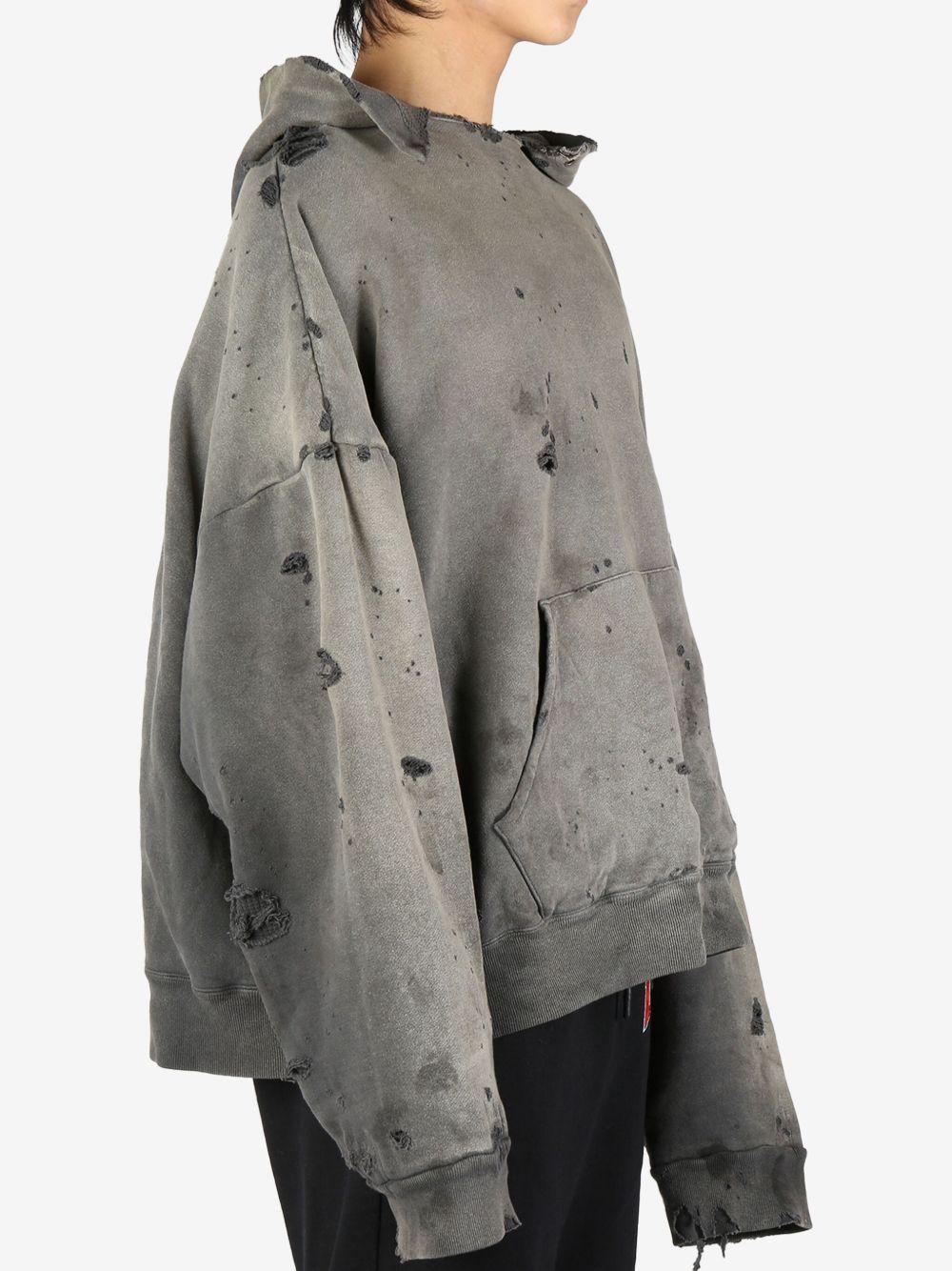 distressed hoodie Product Image