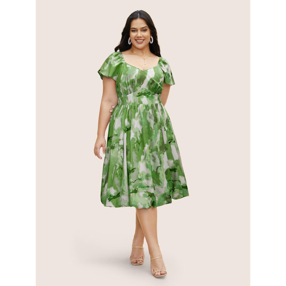 Plus Size Watercolor Floral Bubble Hem Pockets Dress Truegreen Women Elegant Gathered Heart neckline Cap Sleeve Curvy BloomChic 22-24/3X Product Image