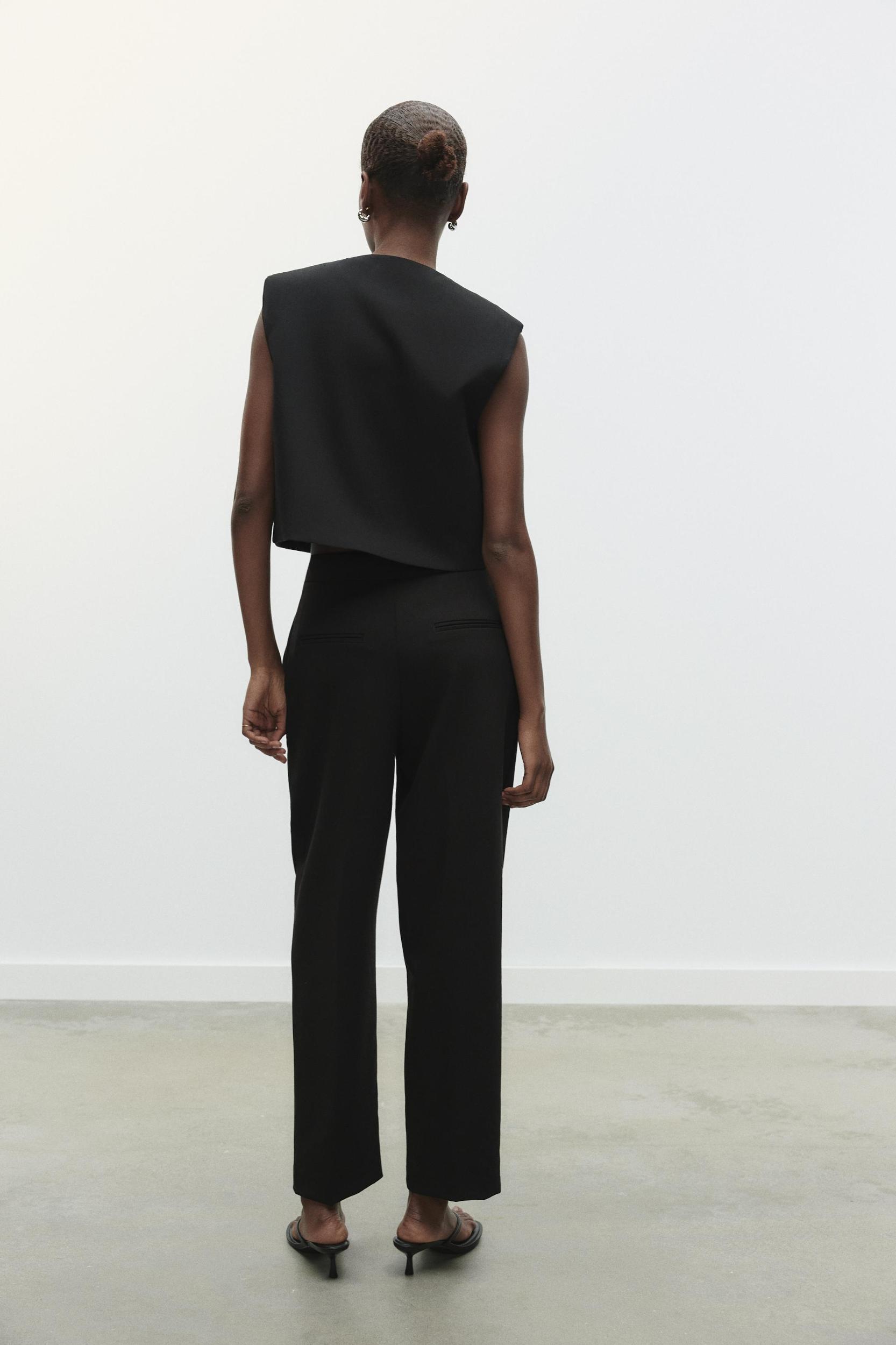 PLEATED WIDE LEG PANTS Product Image