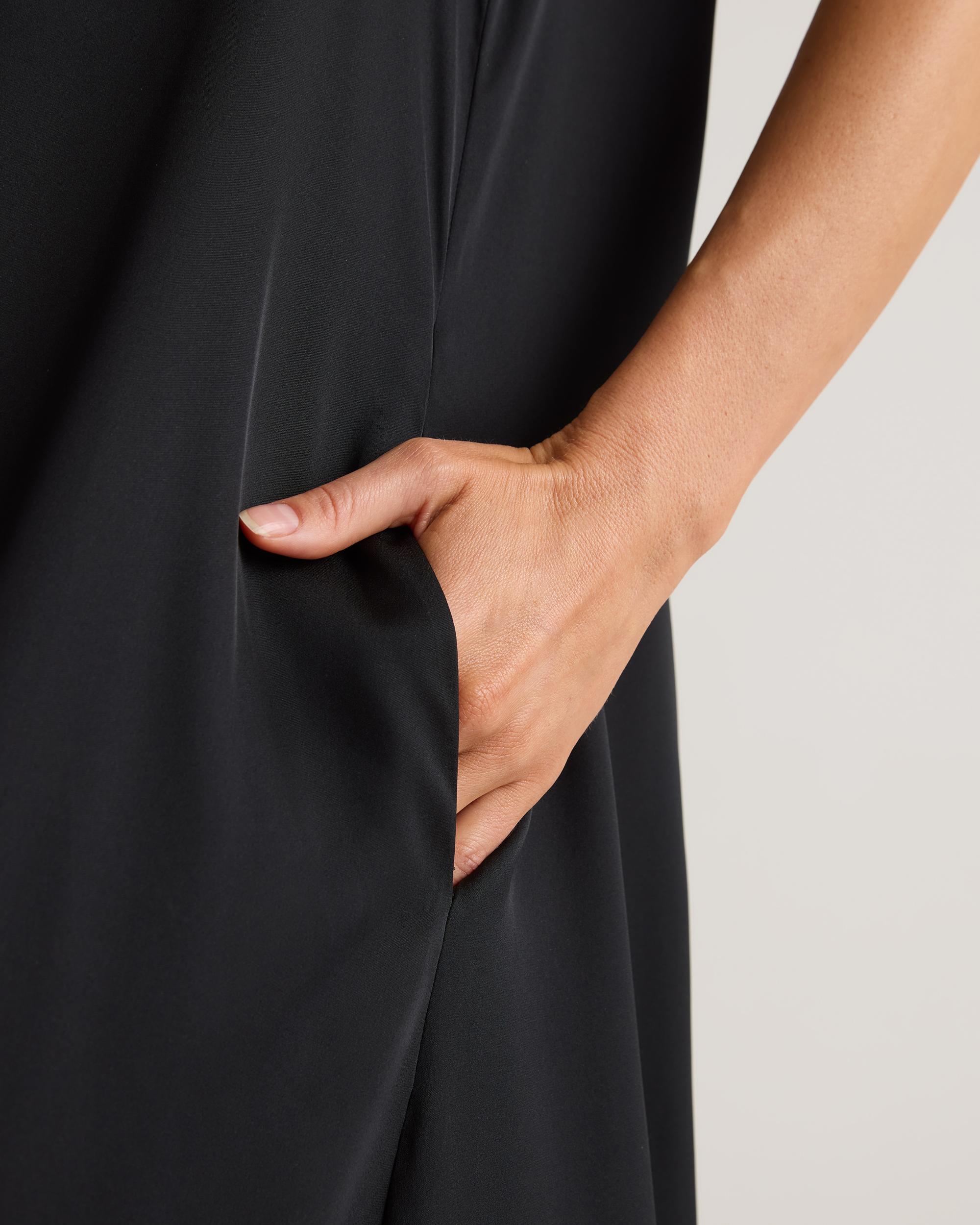 Quince | Women's Washable Stretch Silk Voluminous Maxi Dress Size XL Product Image