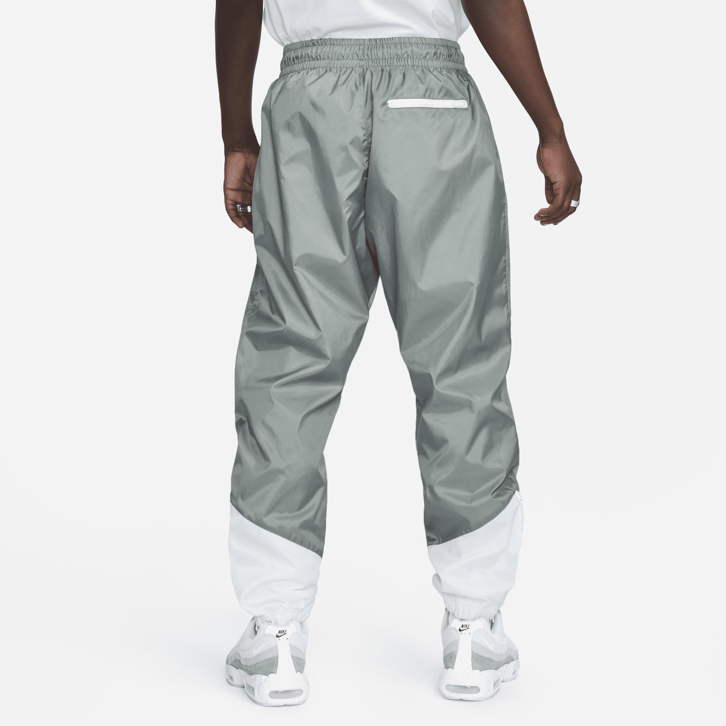 Nike Men's Windrunner Woven Lined Pants Product Image