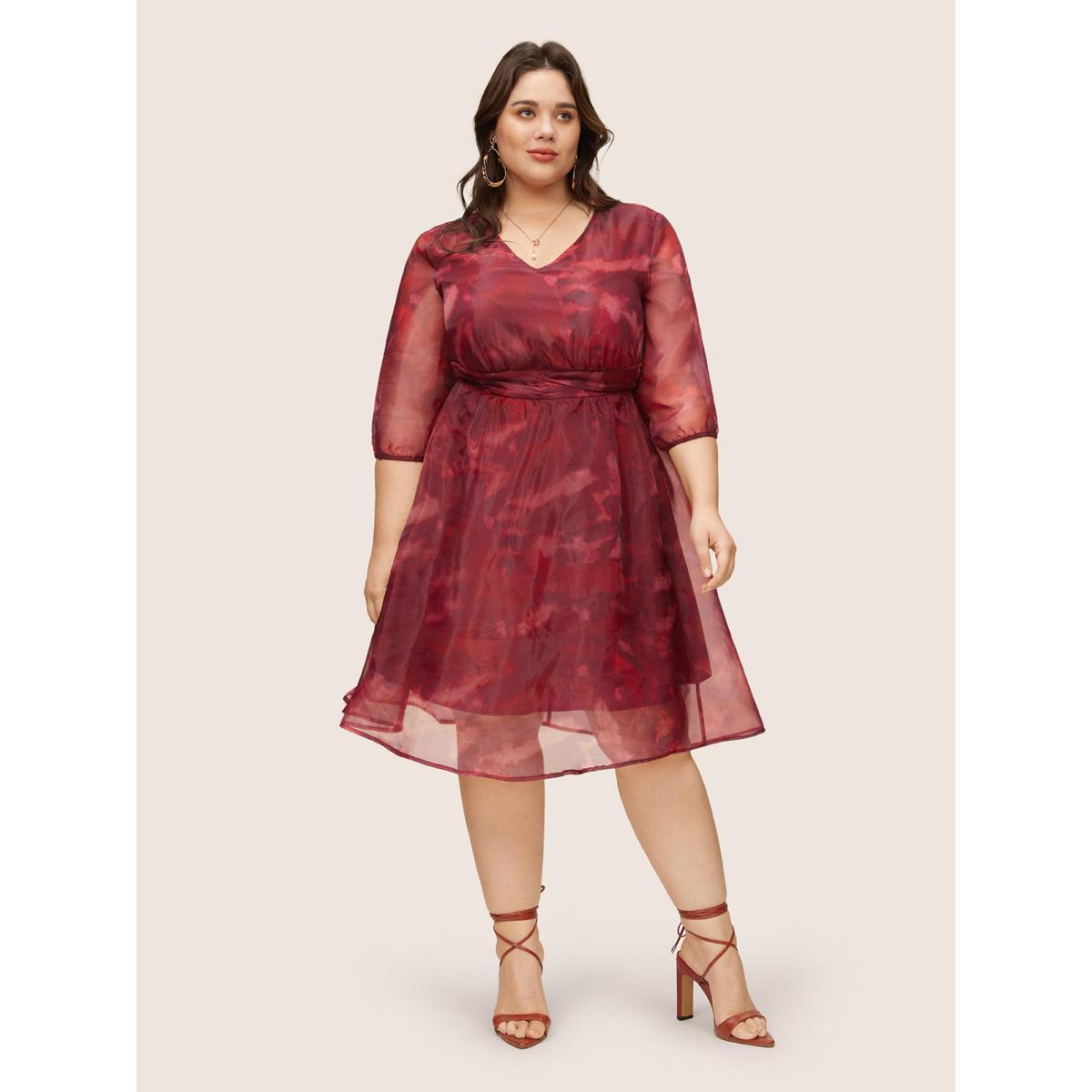 Plus Size Pixel Flower Mesh Gathered Lantern Sleeve Dress RedViolet Women Elegant Non V-neck Elbow-length sleeve Curvy Midi Dress BloomChic 10/M Product Image